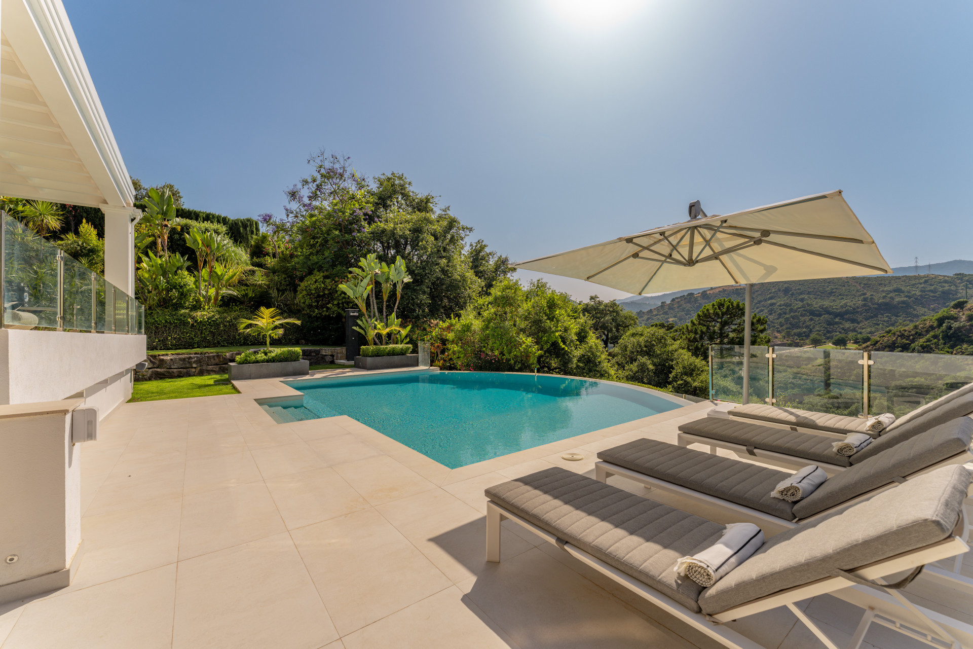  Image of Villa - 6 Bedrooms - 6 Bathrooms for sale in Malaga-Benahavis-Spain, Image 19