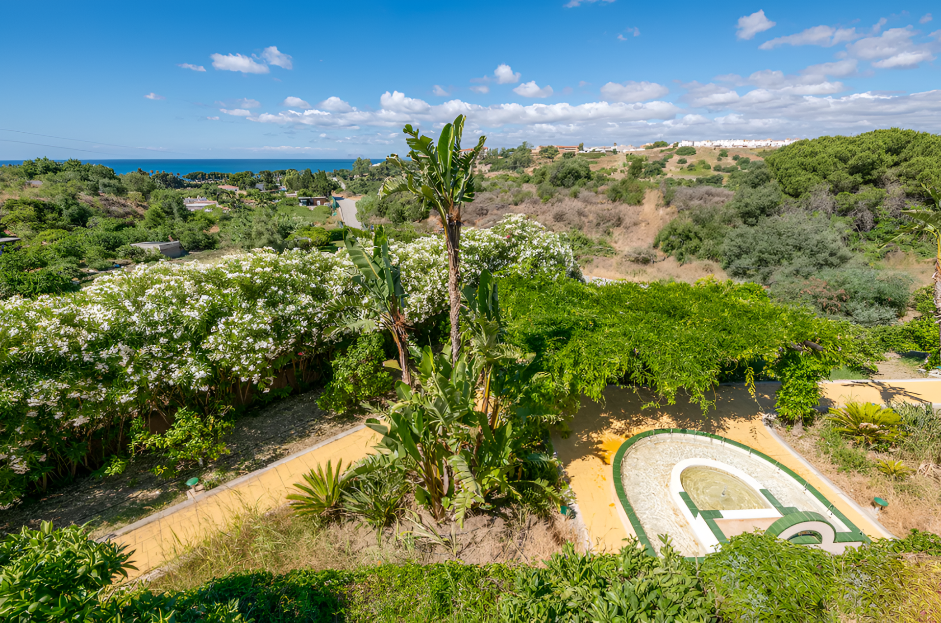  Image of Villa - 6 Bedrooms - 5 Bathrooms for sale in Malaga-Estepona-Spain, Image 13