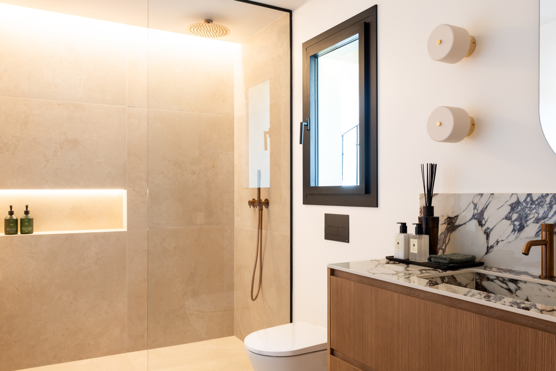  Image of Town House - 4 Bedrooms - 3 Bathrooms for sale in Malaga-Benahavis-Spain, Image 21