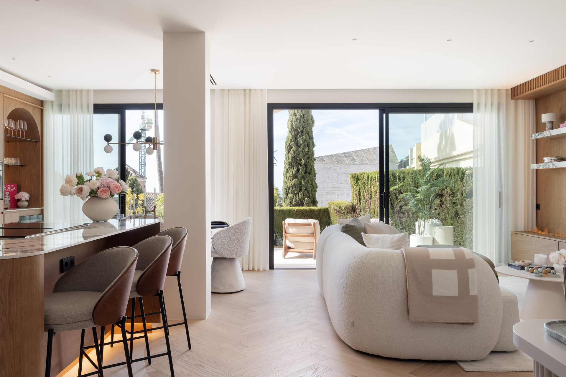  Image of Town House - 4 Bedrooms - 3 Bathrooms for sale in Malaga-Benahavis-Spain, Image 13