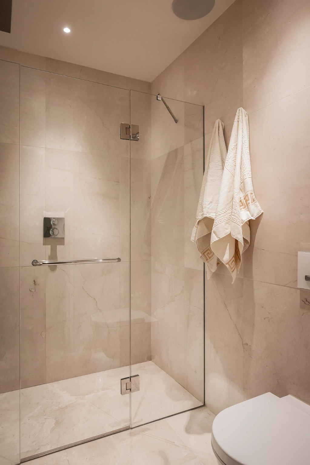 Image of Apartment - 3 Bedrooms - 3 Bathrooms for sale in Malaga-Benahavis-Spain, Image 22