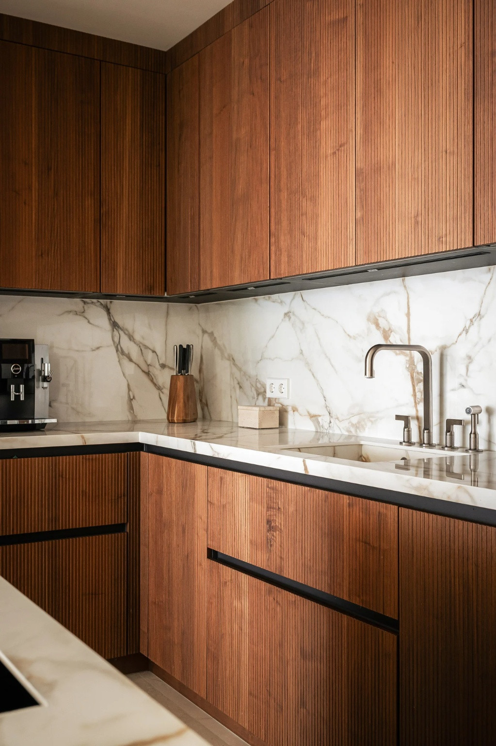  Image of Apartment - 3 Bedrooms - 3 Bathrooms for sale in Malaga-Benahavis-Spain, Image 8