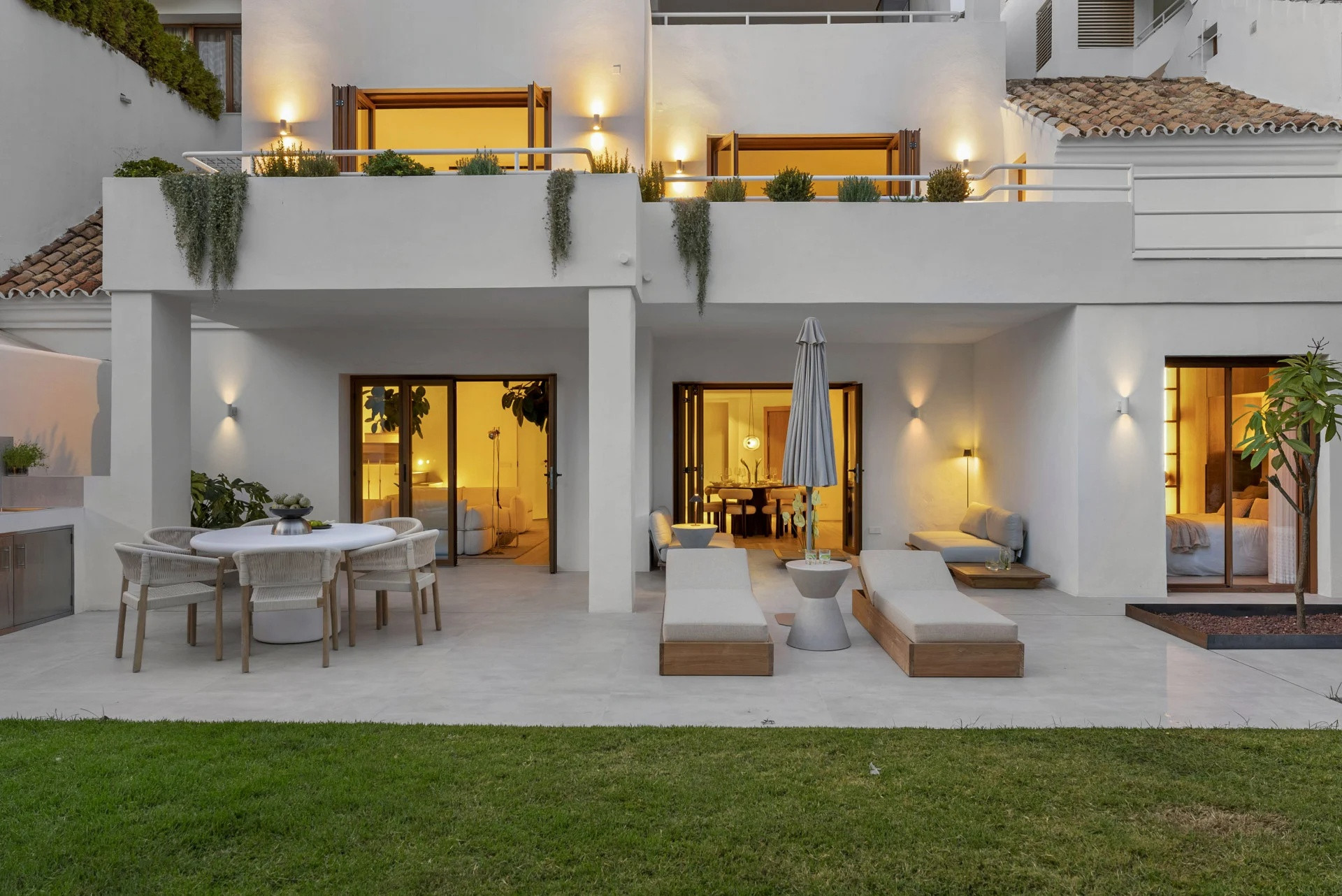  Image of Ground Floor Duplex - 4 Bedrooms - 4 Bathrooms for sale in Malaga-Marbella-Spain, Image 18