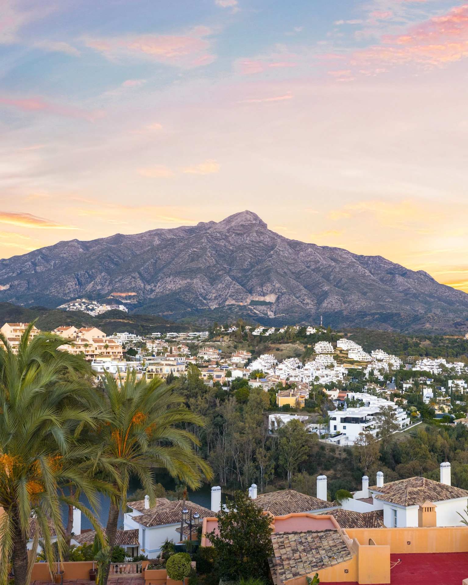  Image of Penthouse - 4 Bedrooms - 4 Bathrooms for sale in Malaga-Marbella-Spain, Image 38