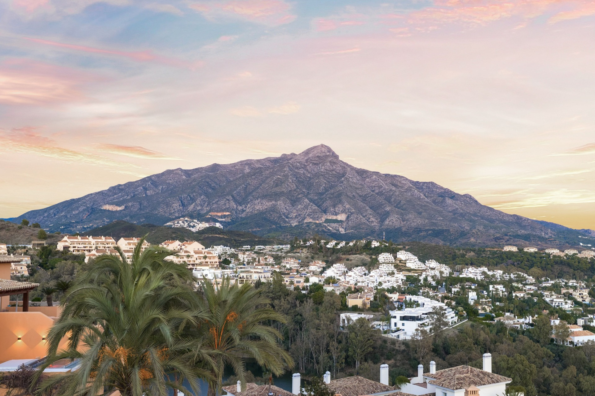  Image of Penthouse - 4 Bedrooms - 4 Bathrooms for sale in Malaga-Marbella-Spain, Image 39