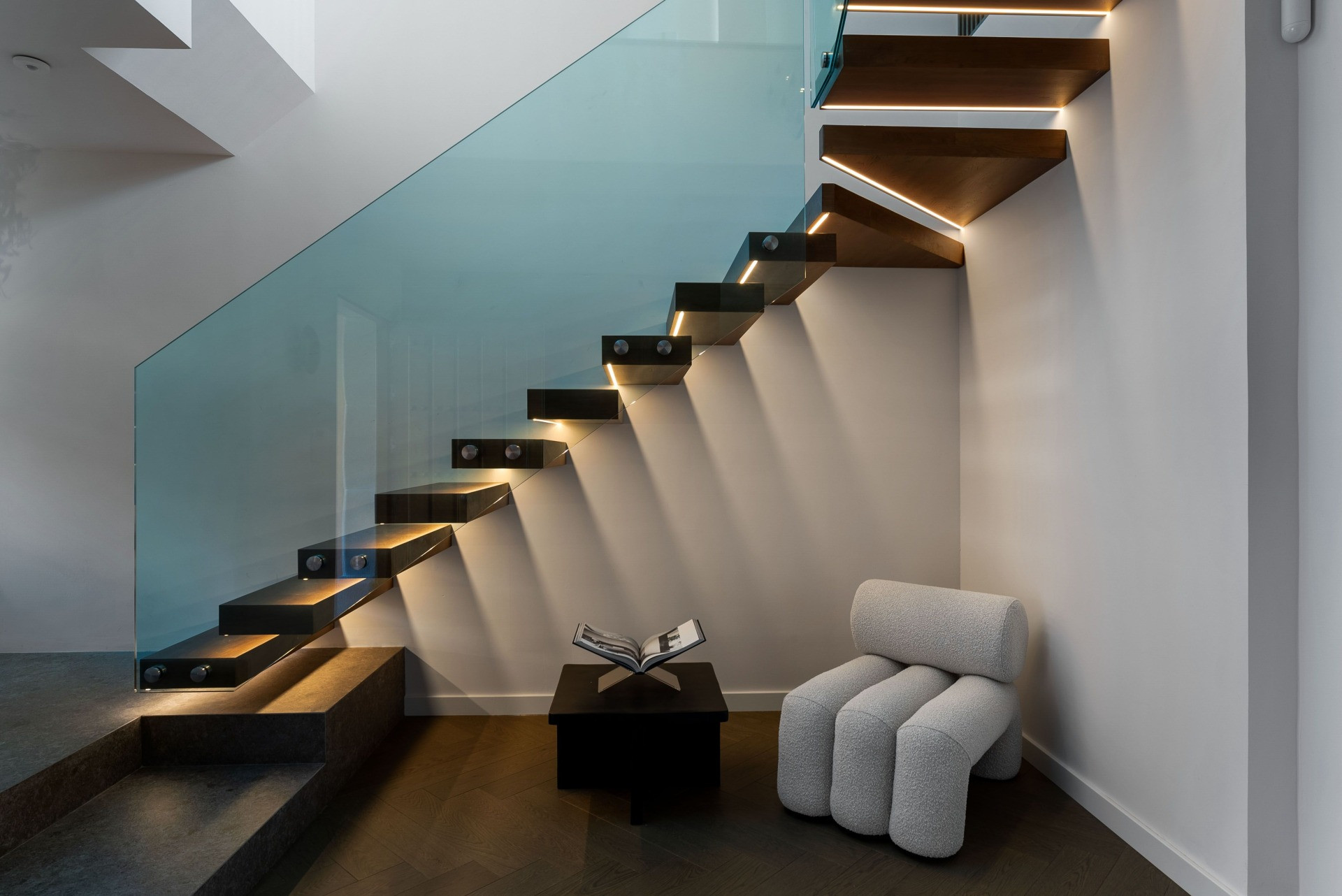  Image of Penthouse - 4 Bedrooms - 4 Bathrooms for sale in Malaga-Marbella-Spain, Image 25