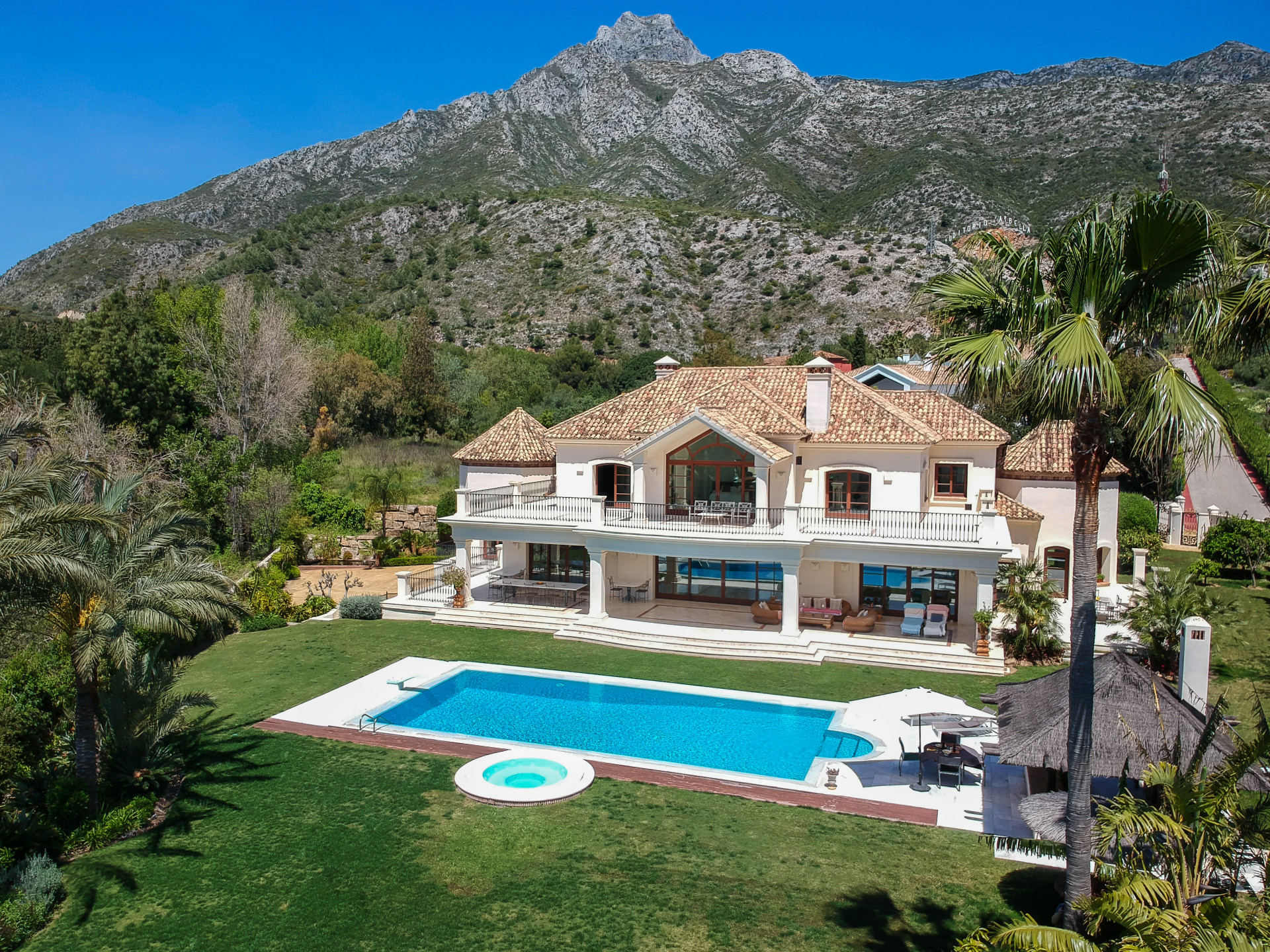 Image of Villa - 5 Bedrooms - 5 Bathrooms for Sale in Malaga-Marbella-Spain, Image 2
