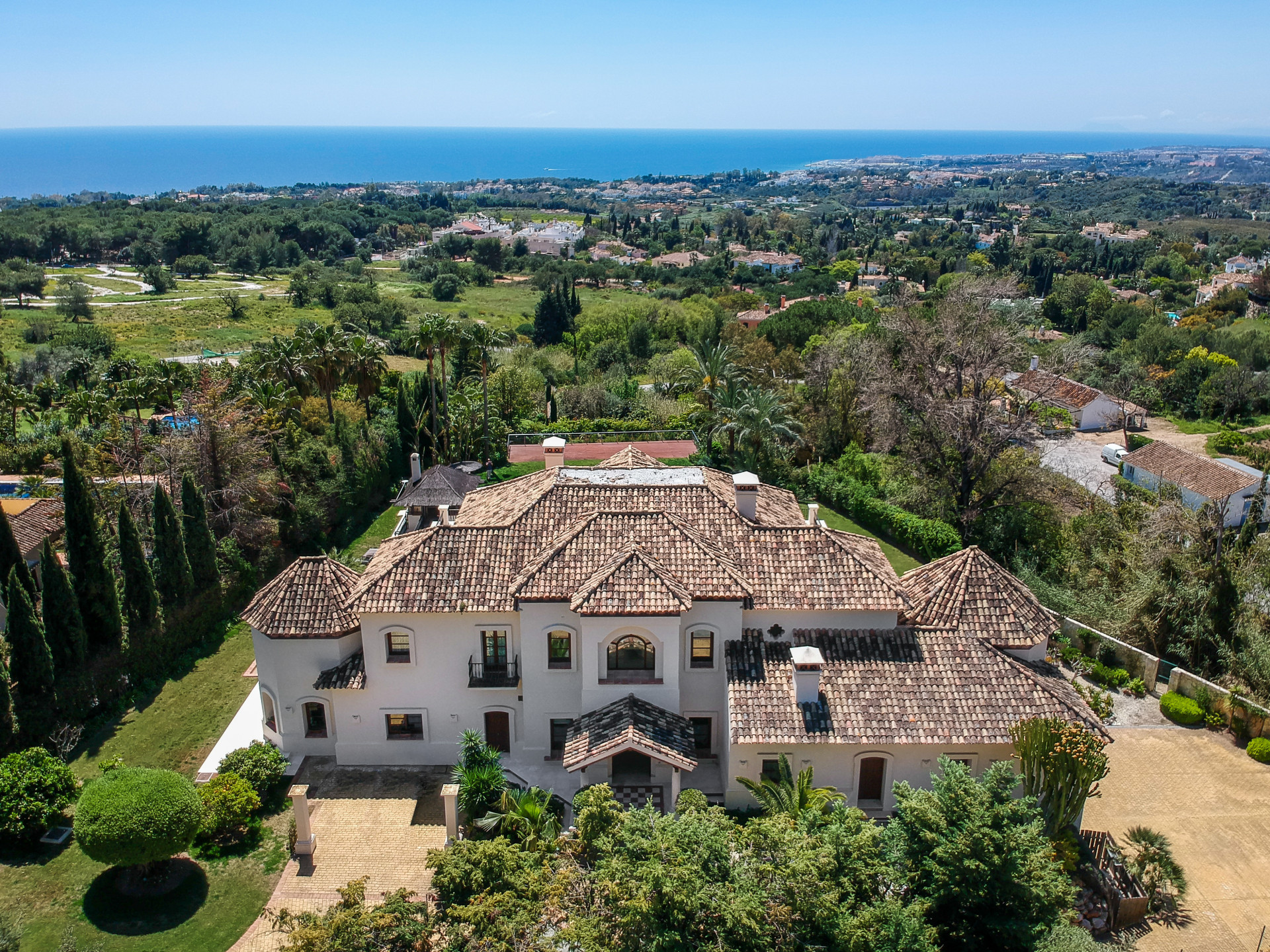 Image of Villa - 5 Bedrooms - 5 Bathrooms for Sale in Malaga-Marbella-Spain, Image 4