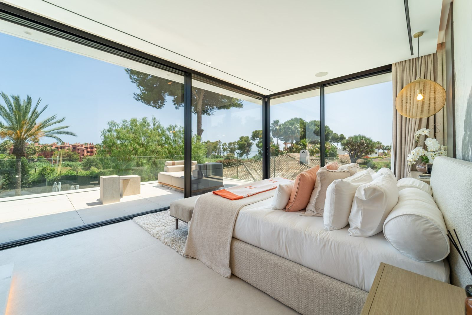 Image of Villa - 6 Bedrooms - 6 Bathrooms for Sale in Malaga-Marbella-Spain, Image 4