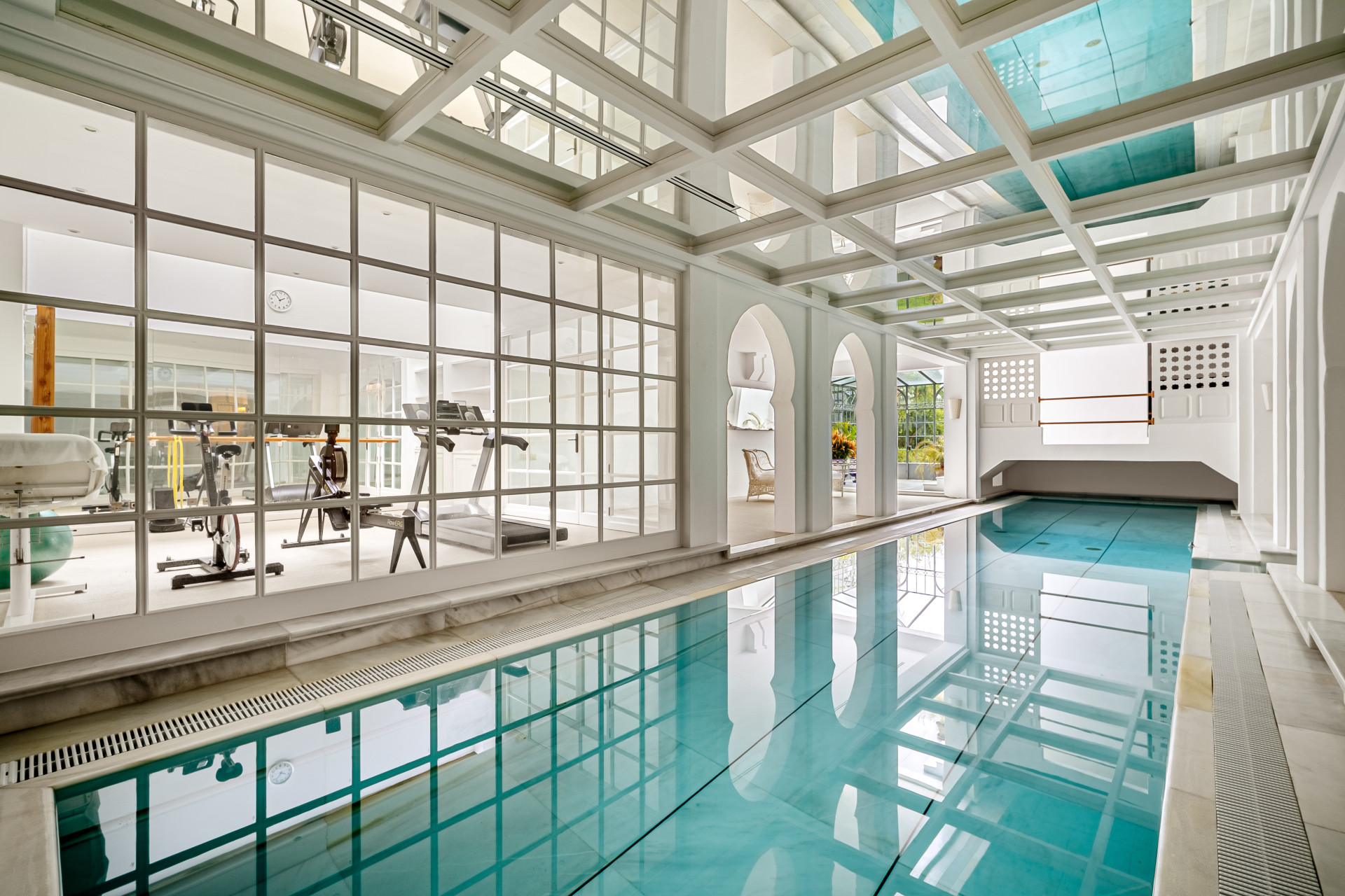  Image of Villa - 6 Bedrooms - 6 Bathrooms for sale in Malaga-Marbella-Spain, Image 9