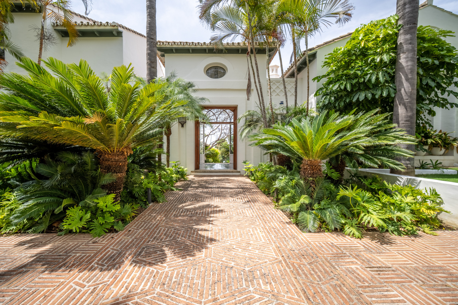  Image of Villa - 6 Bedrooms - 6 Bathrooms for sale in Malaga-Marbella-Spain, Image 31