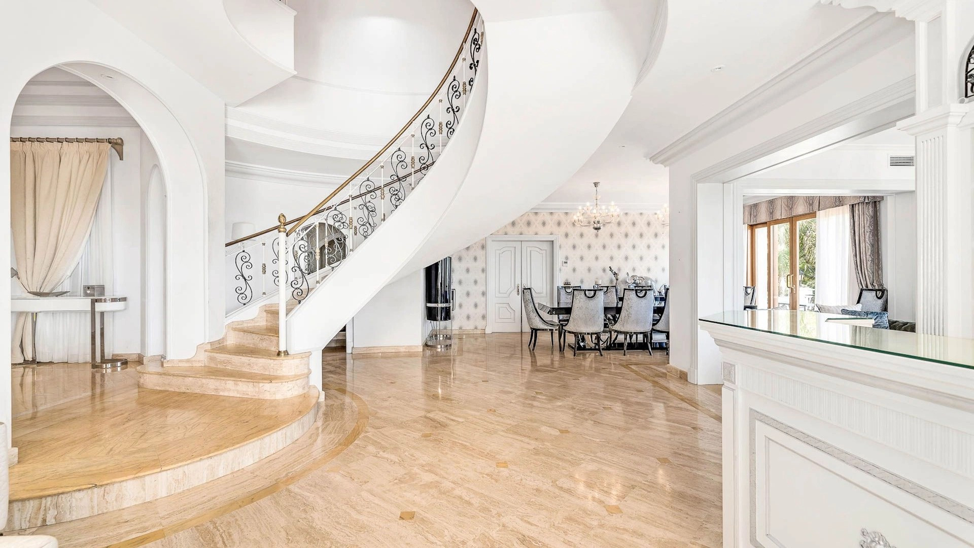  Image of Villa - 15 Bedrooms - 13 Bathrooms for sale in Malaga-Benahavis-Spain, Image 33