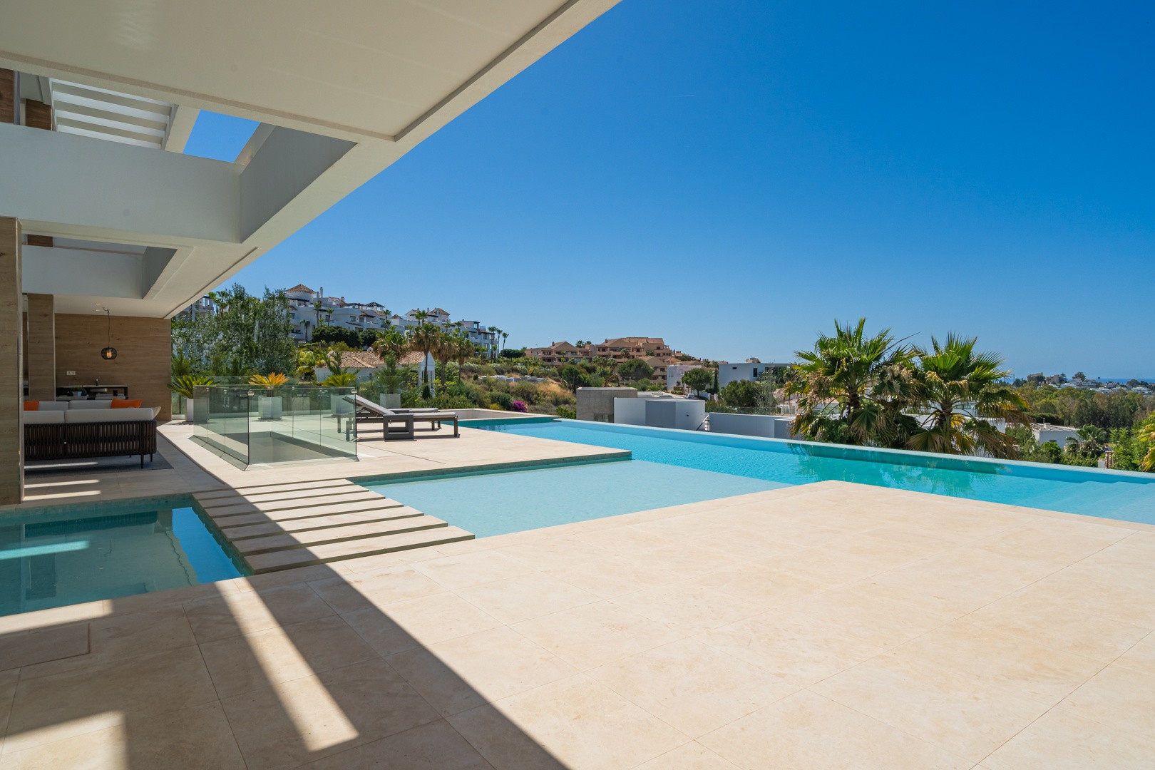  Image of Villa - 5 Bedrooms - 5 Bathrooms for sale in Malaga-Benahavis-Spain, Image 11