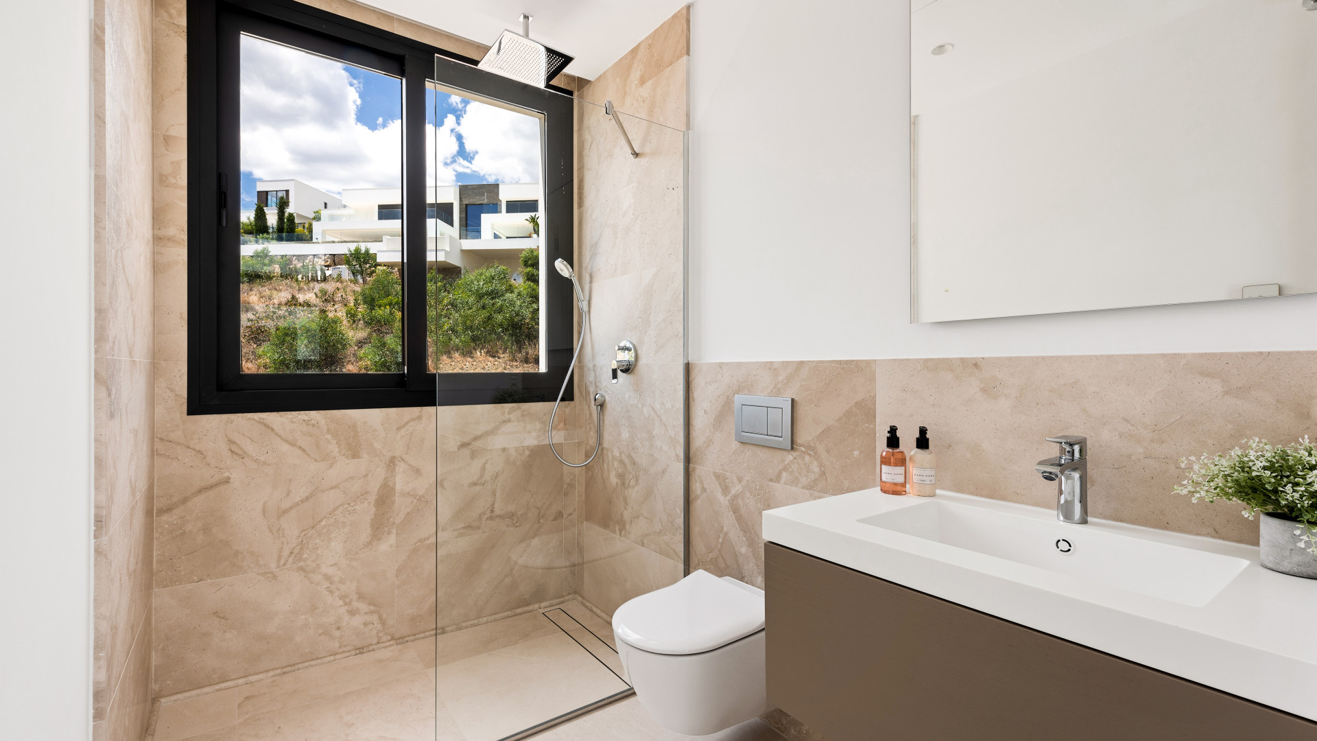  Image of Villa - 5 Bedrooms - 5 Bathrooms for sale in Malaga-Benahavis-Spain, Image 33