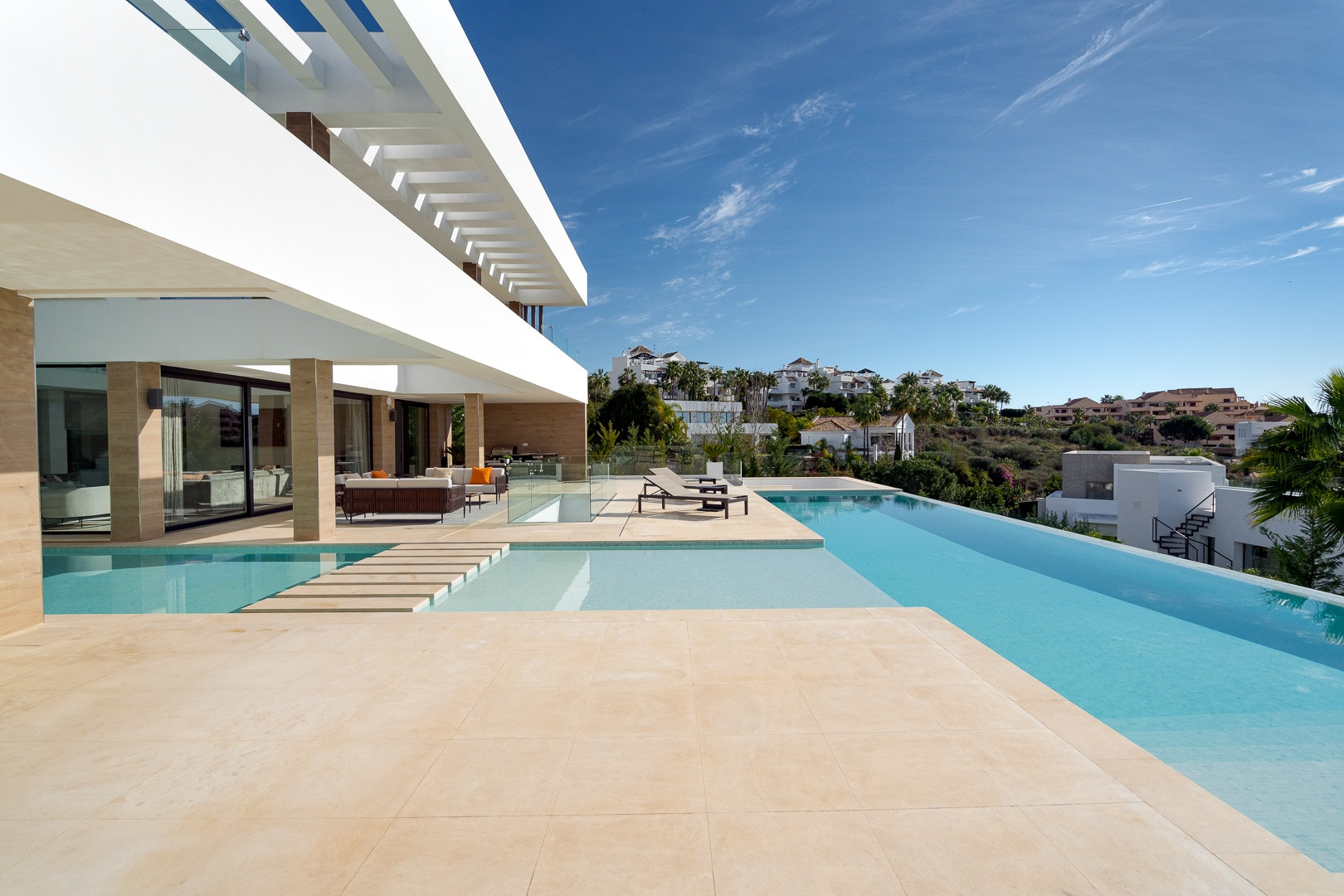  Image of Villa - 5 Bedrooms - 5 Bathrooms for sale in Malaga-Benahavis-Spain, Image 10