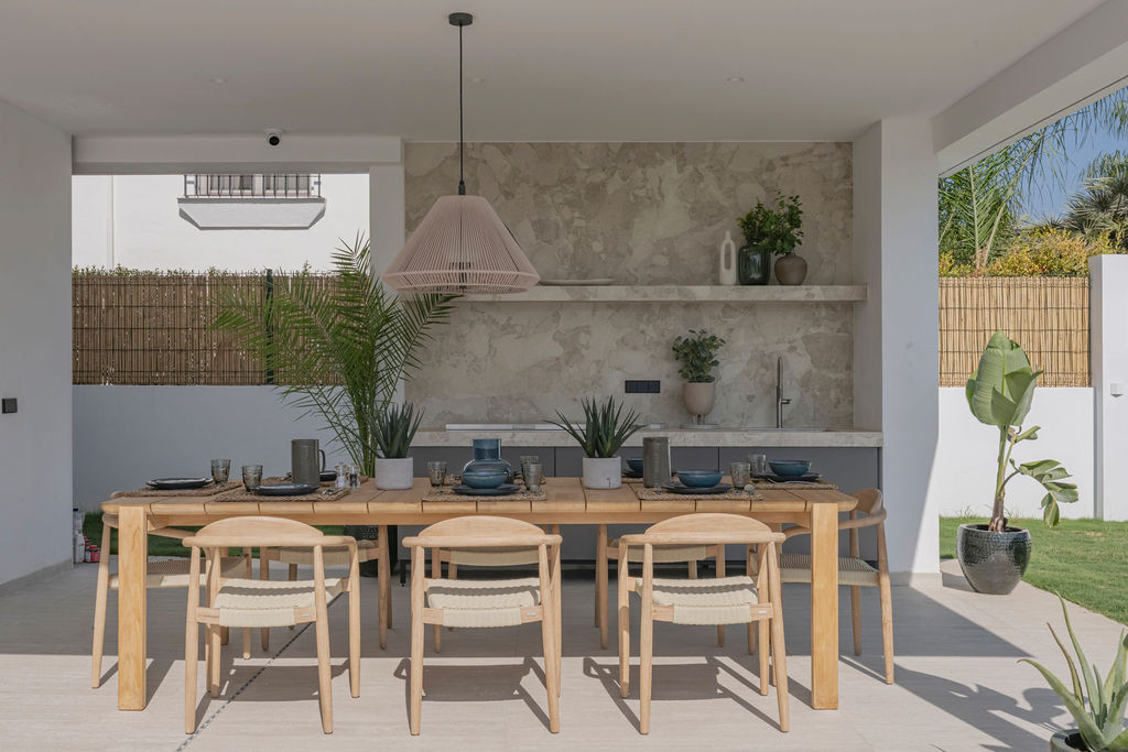  Image of Villa - 4 Bedrooms - 4 Bathrooms for sale in Malaga-Marbella-Spain, Image 6