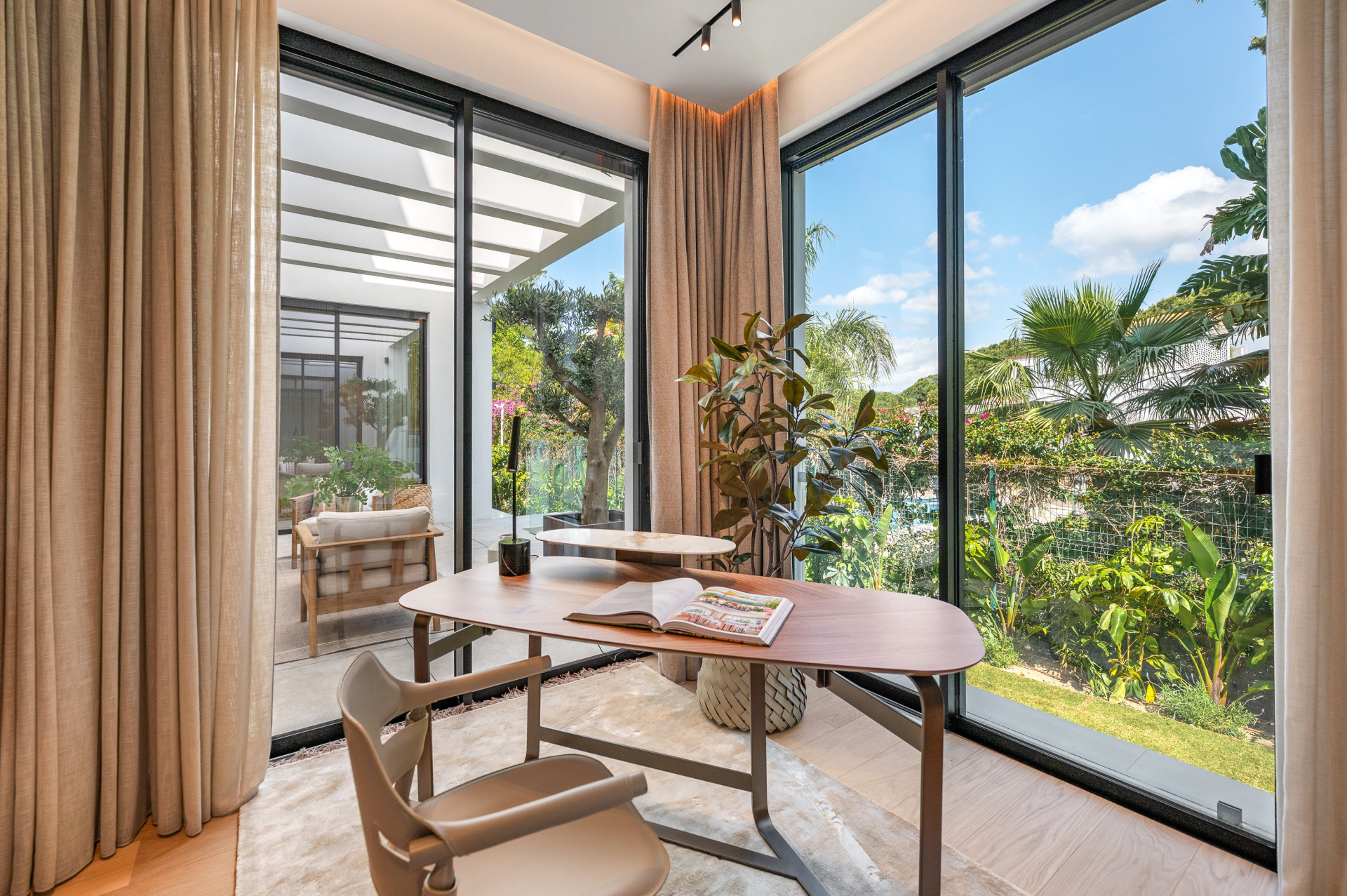  Image of Villa - 6 Bedrooms - 8 Bathrooms for sale in Malaga-Marbella-Spain, Image 11