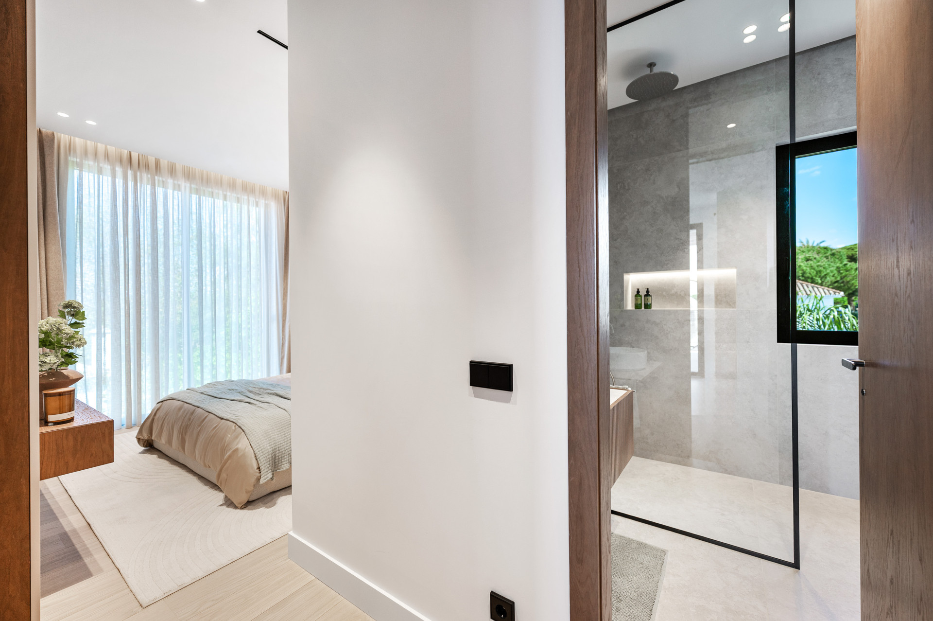  Image of Villa - 6 Bedrooms - 8 Bathrooms for sale in Malaga-Marbella-Spain, Image 21