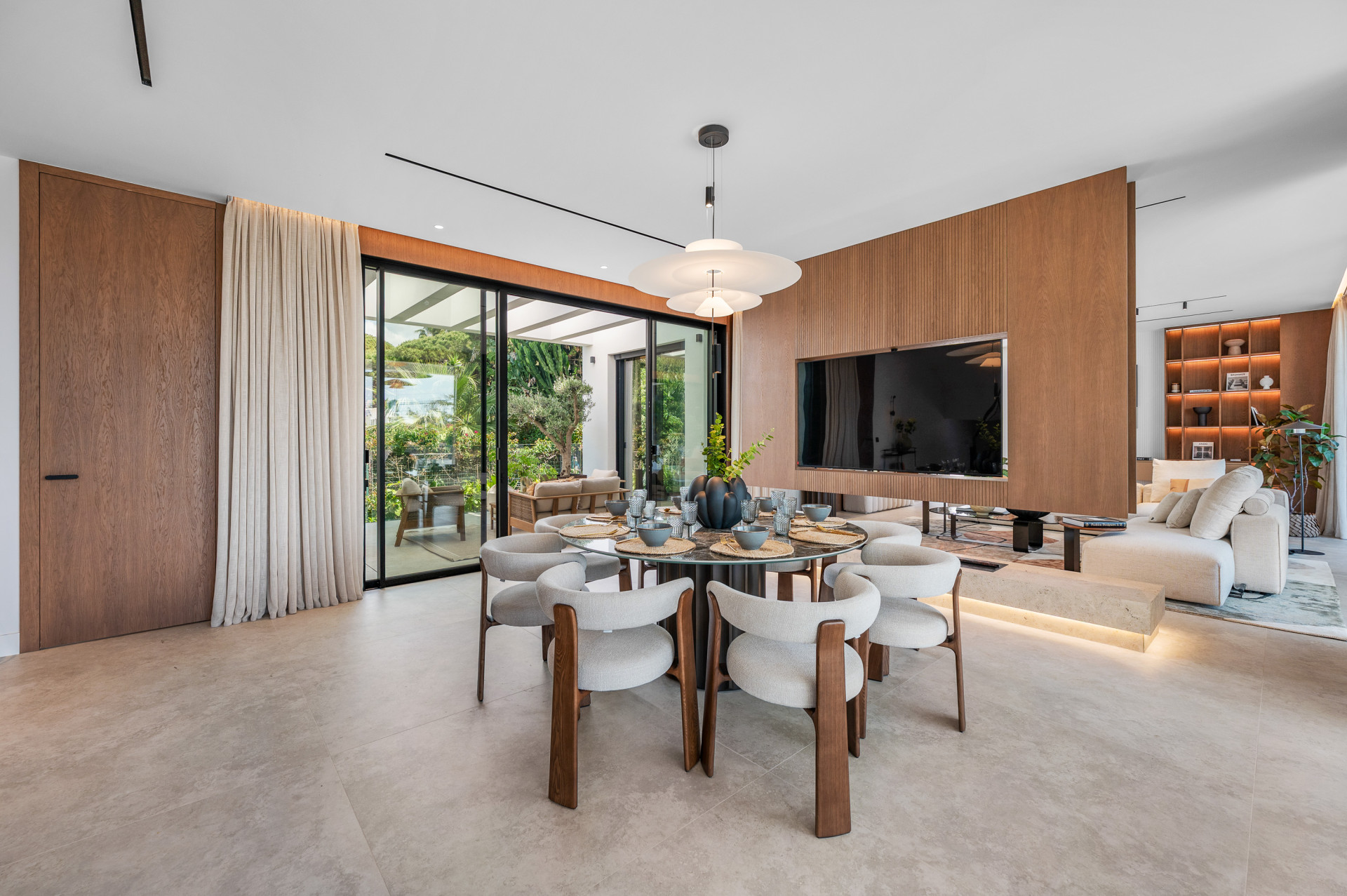  Image of Villa - 6 Bedrooms - 8 Bathrooms for sale in Malaga-Marbella-Spain, Image 7