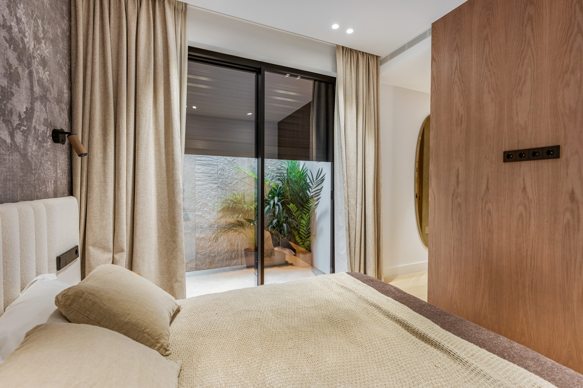  Image of Villa - 6 Bedrooms - 8 Bathrooms for sale in Malaga-Marbella-Spain, Image 35