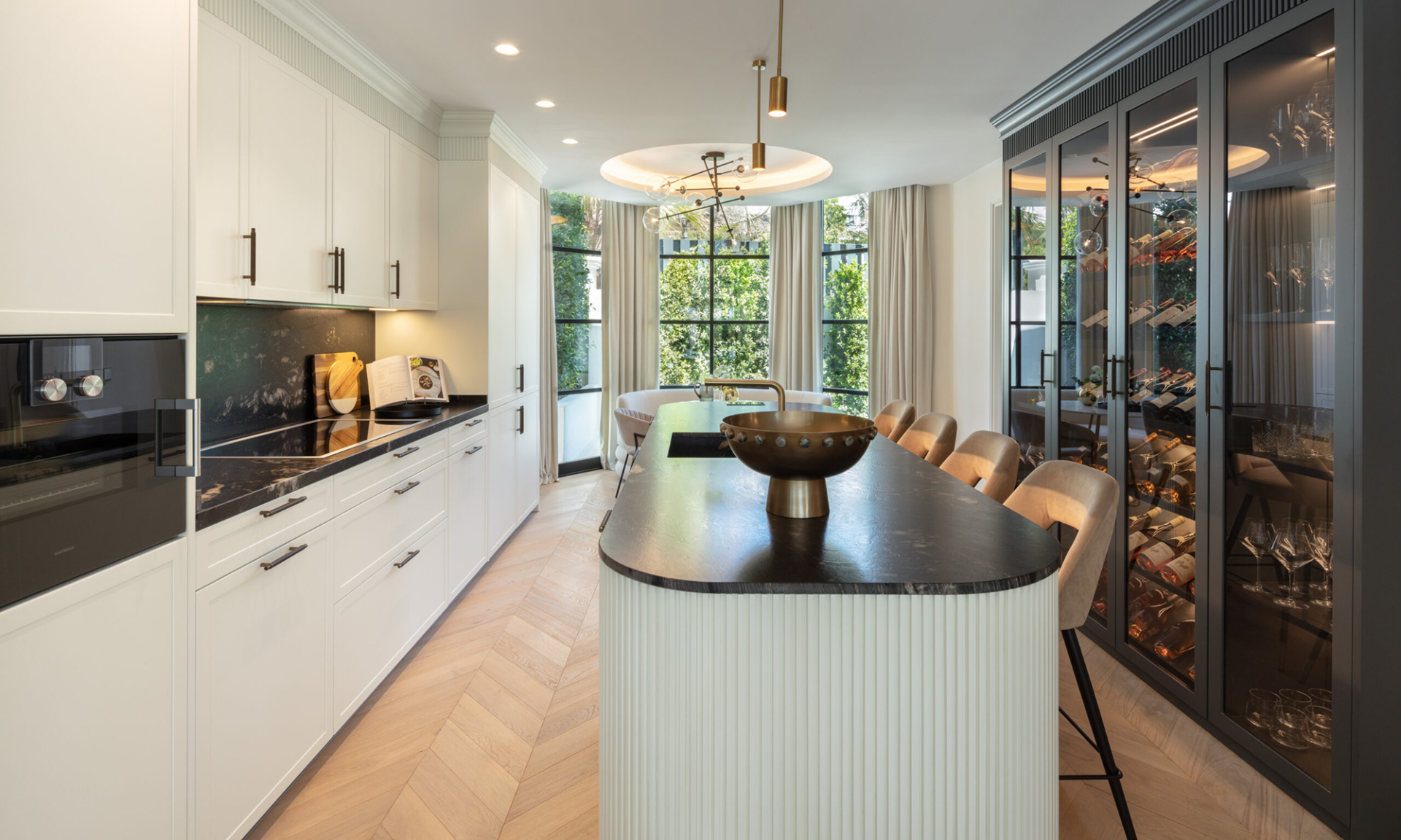  Image of Villa - 6 Bedrooms - 7 Bathrooms for sale in Malaga-Marbella-Spain, Image 19
