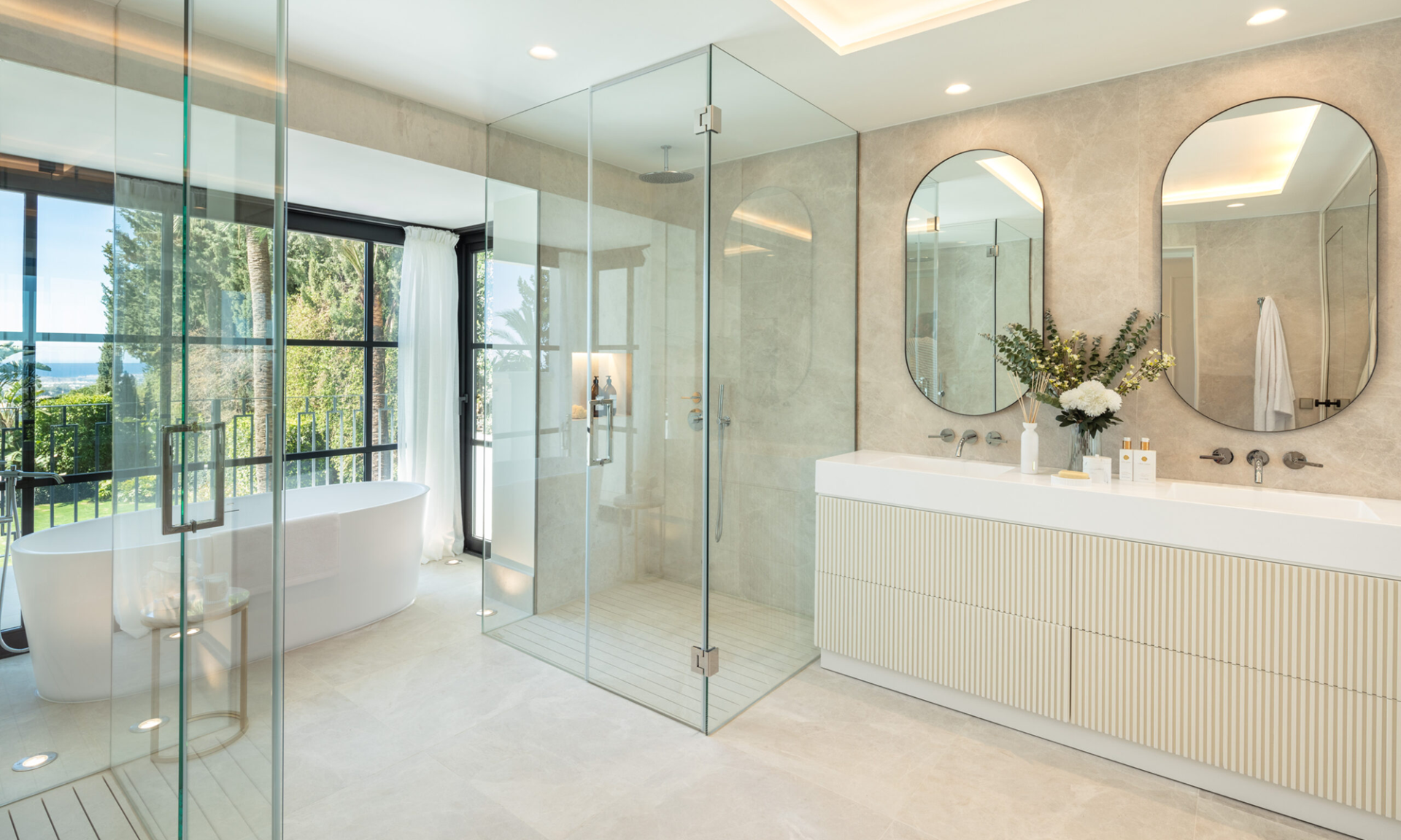  Image of Villa - 6 Bedrooms - 7 Bathrooms for sale in Malaga-Marbella-Spain, Image 29