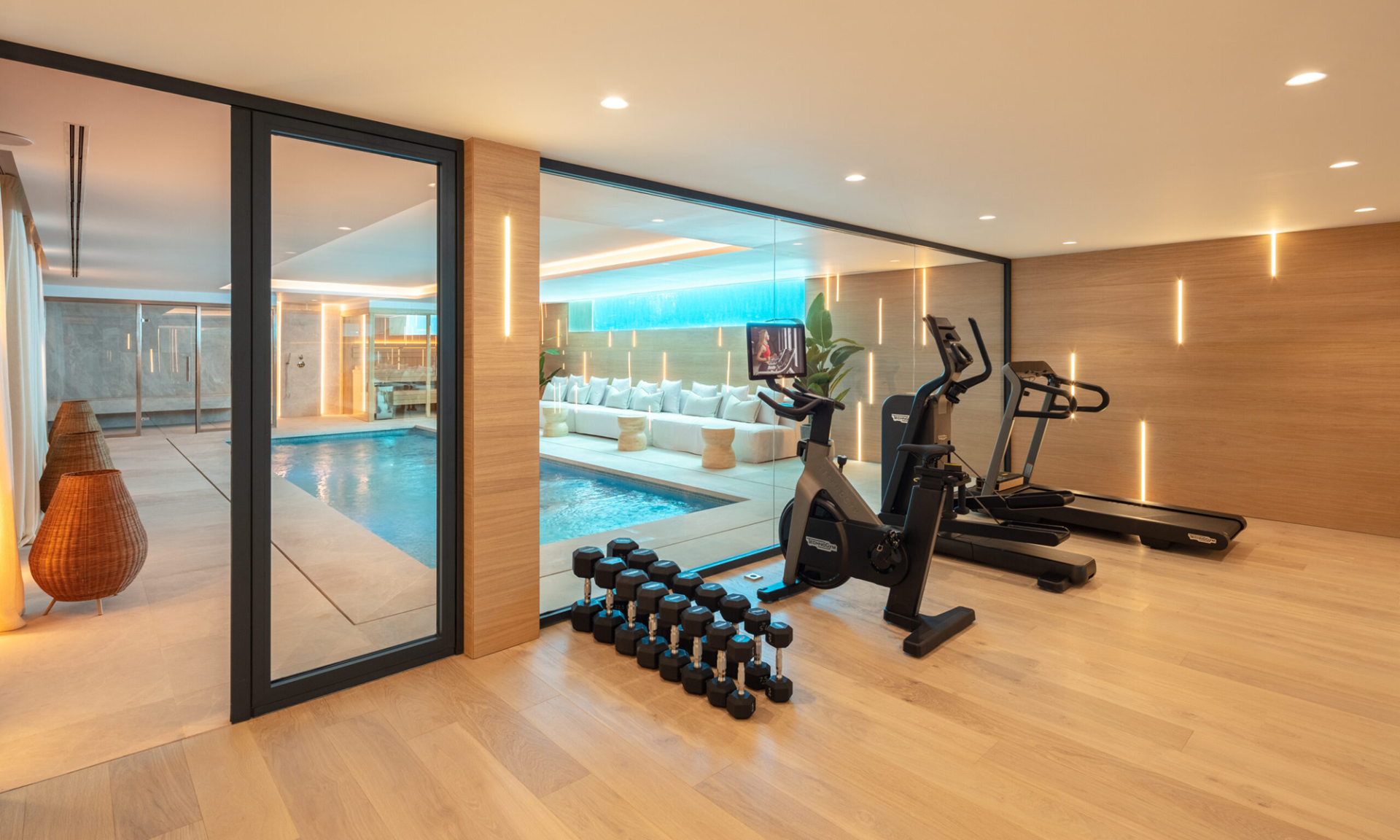  Image of Villa - 6 Bedrooms - 7 Bathrooms for sale in Malaga-Marbella-Spain, Image 35