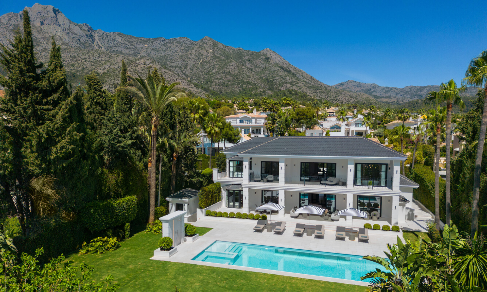 Image of Villa - 6 Bedrooms - 7 Bathrooms for Sale in Malaga-Marbella-Spain, Image 2