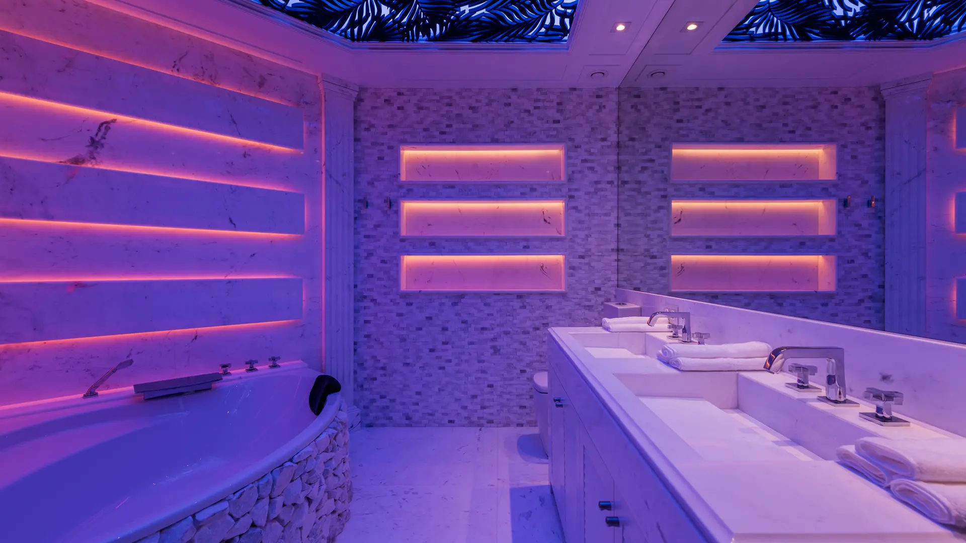  Image of Duplex Penthouse - 6 Bedrooms - 7 Bathrooms for sale in Malaga-Marbella-Spain, Image 18