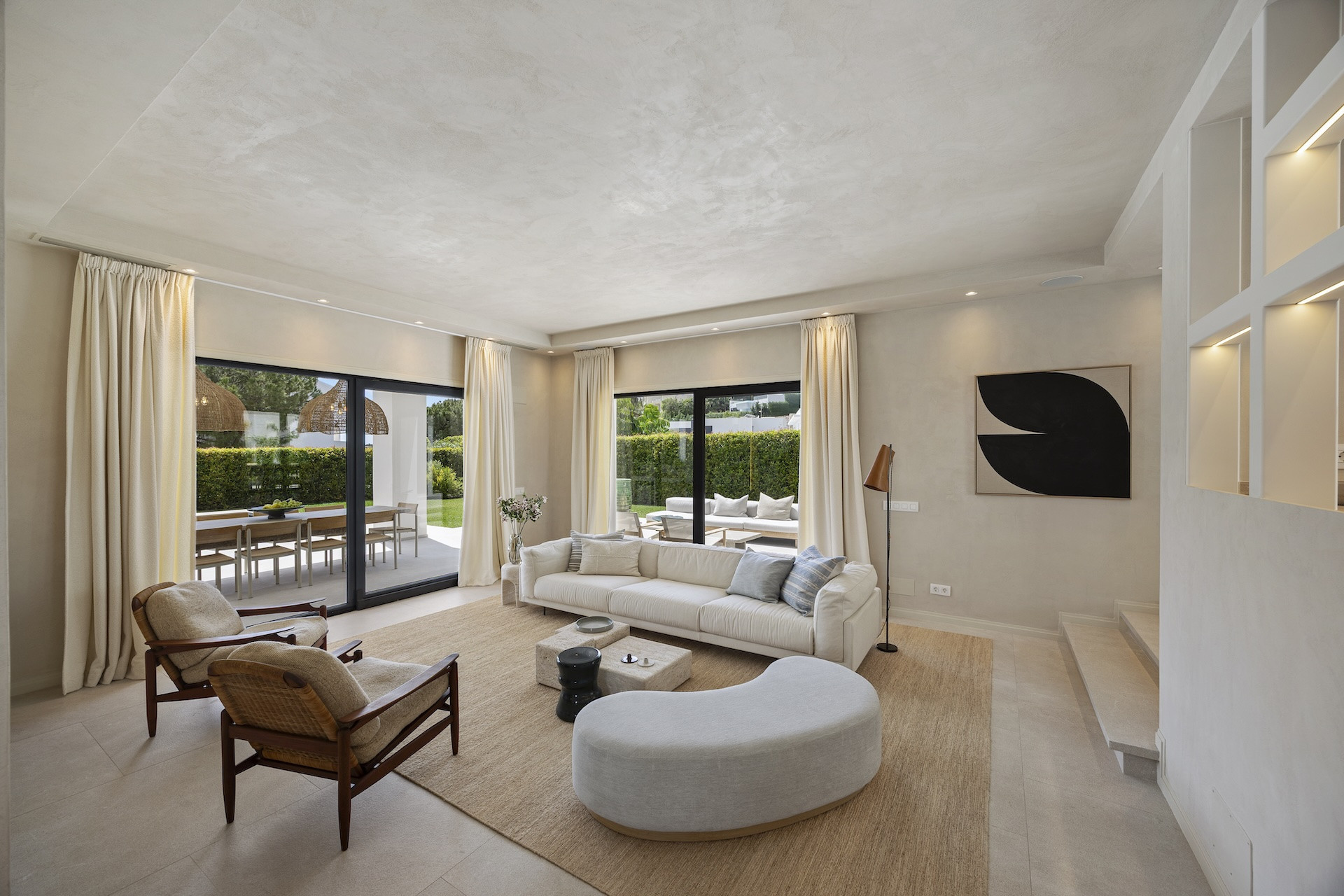  Image of Villa - 4 Bedrooms - 4 Bathrooms for sale in Malaga-Benahavis-Spain, Image 6