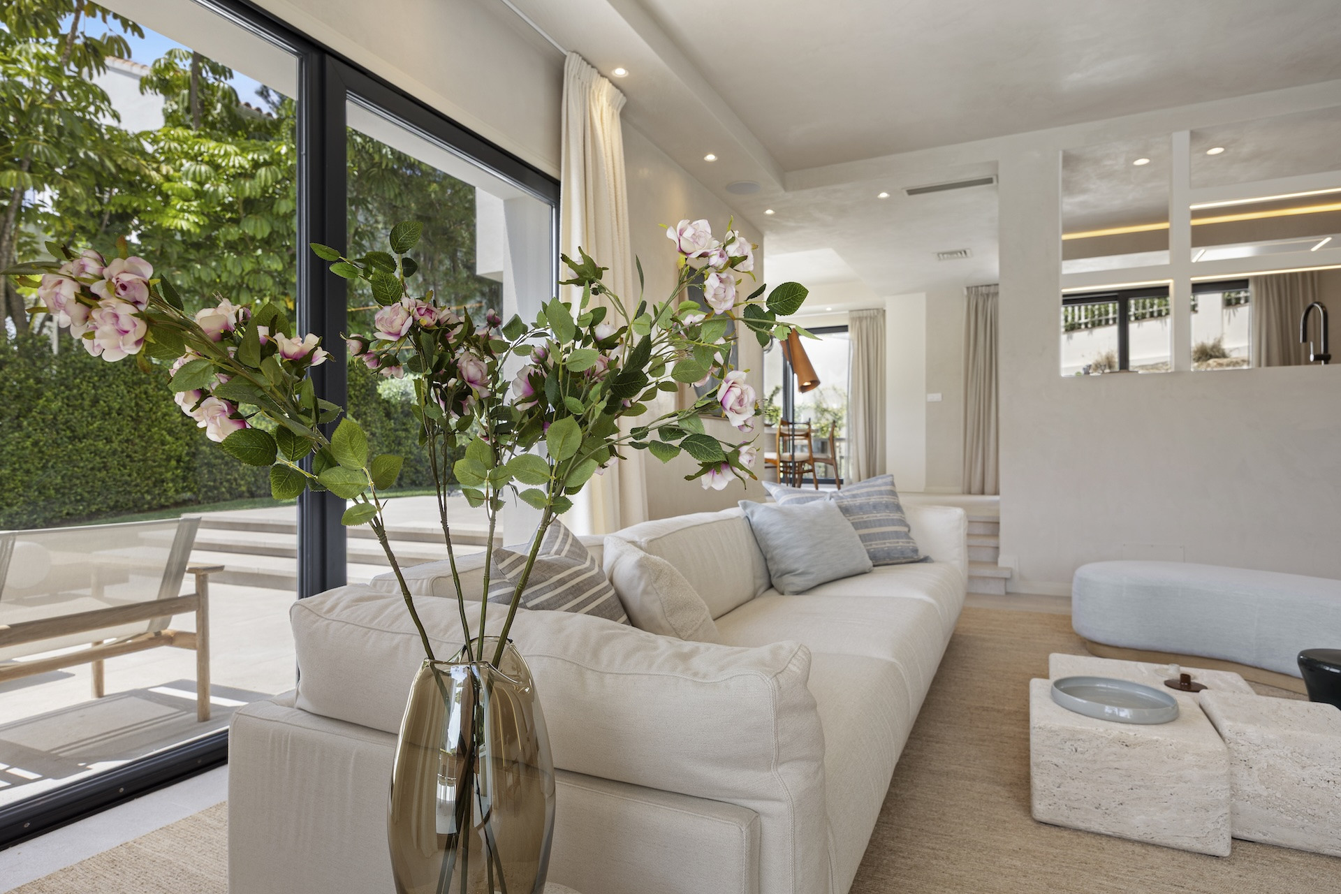  Image of Villa - 4 Bedrooms - 4 Bathrooms for sale in Malaga-Benahavis-Spain, Image 17