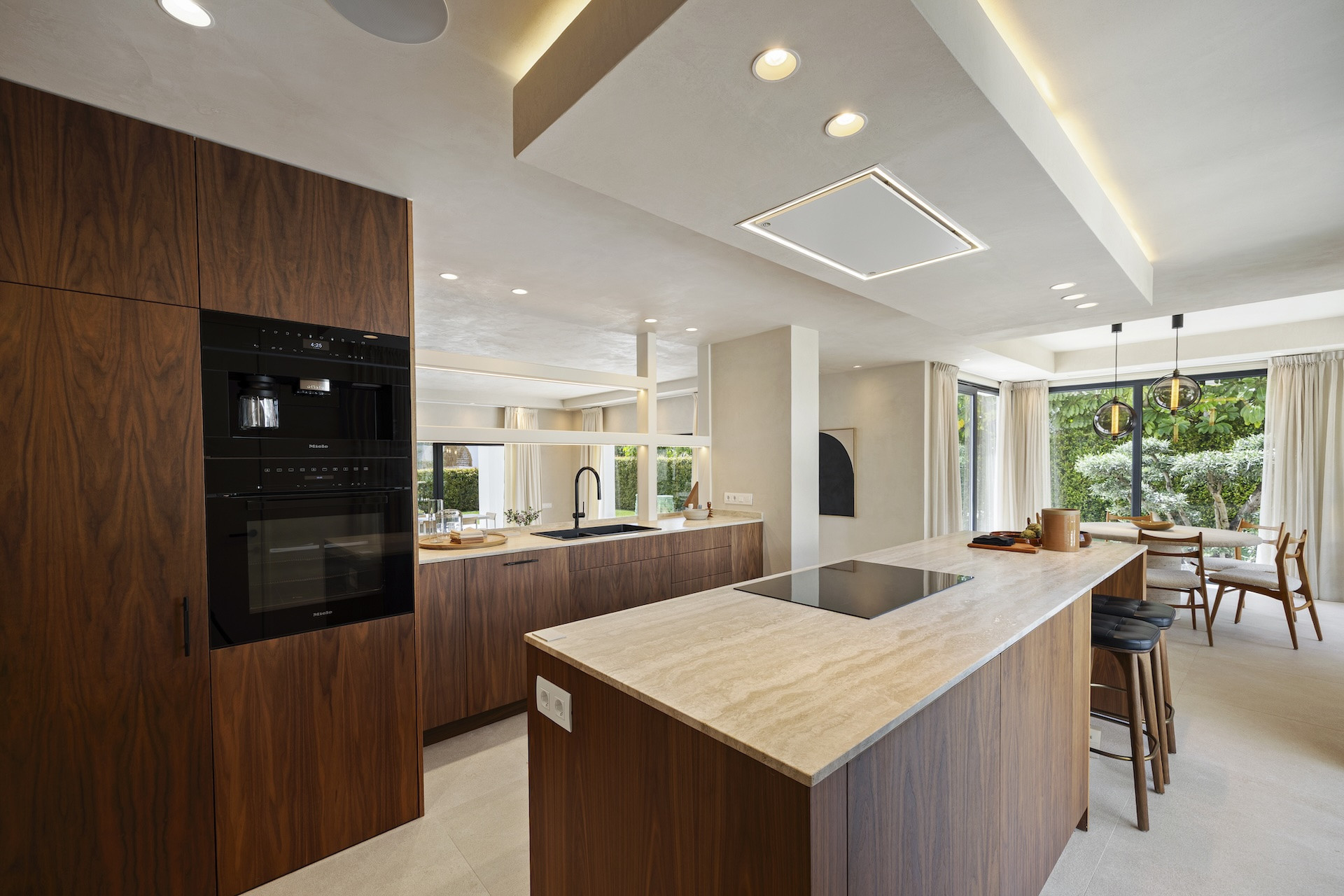  Image of Villa - 4 Bedrooms - 4 Bathrooms for sale in Malaga-Benahavis-Spain, Image 21