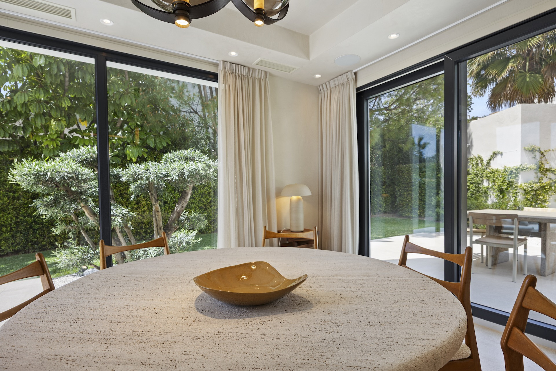  Image of Villa - 4 Bedrooms - 4 Bathrooms for sale in Malaga-Benahavis-Spain, Image 23