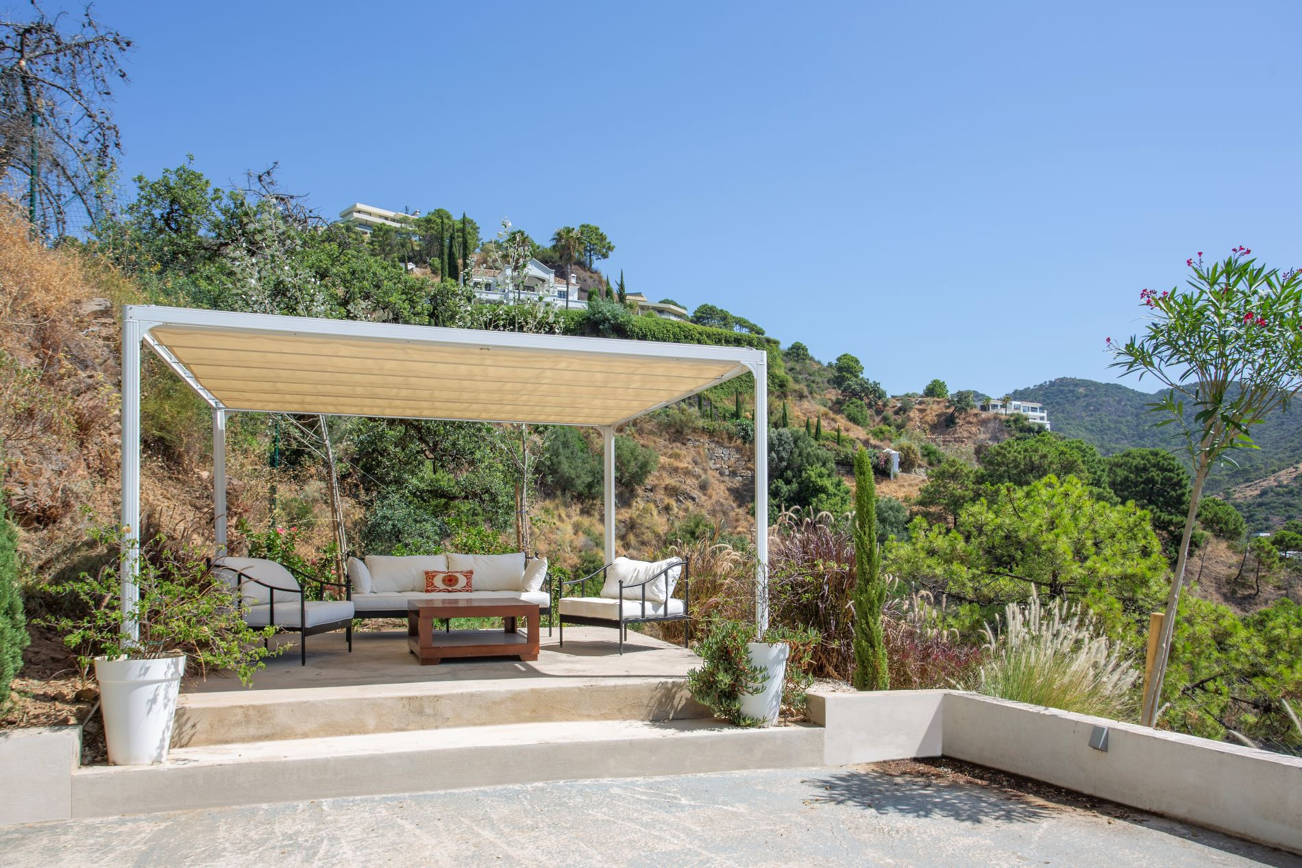  Image of Villa - 5 Bedrooms - 4 Bathrooms for sale in Malaga-Benahavis-Spain, Image 18