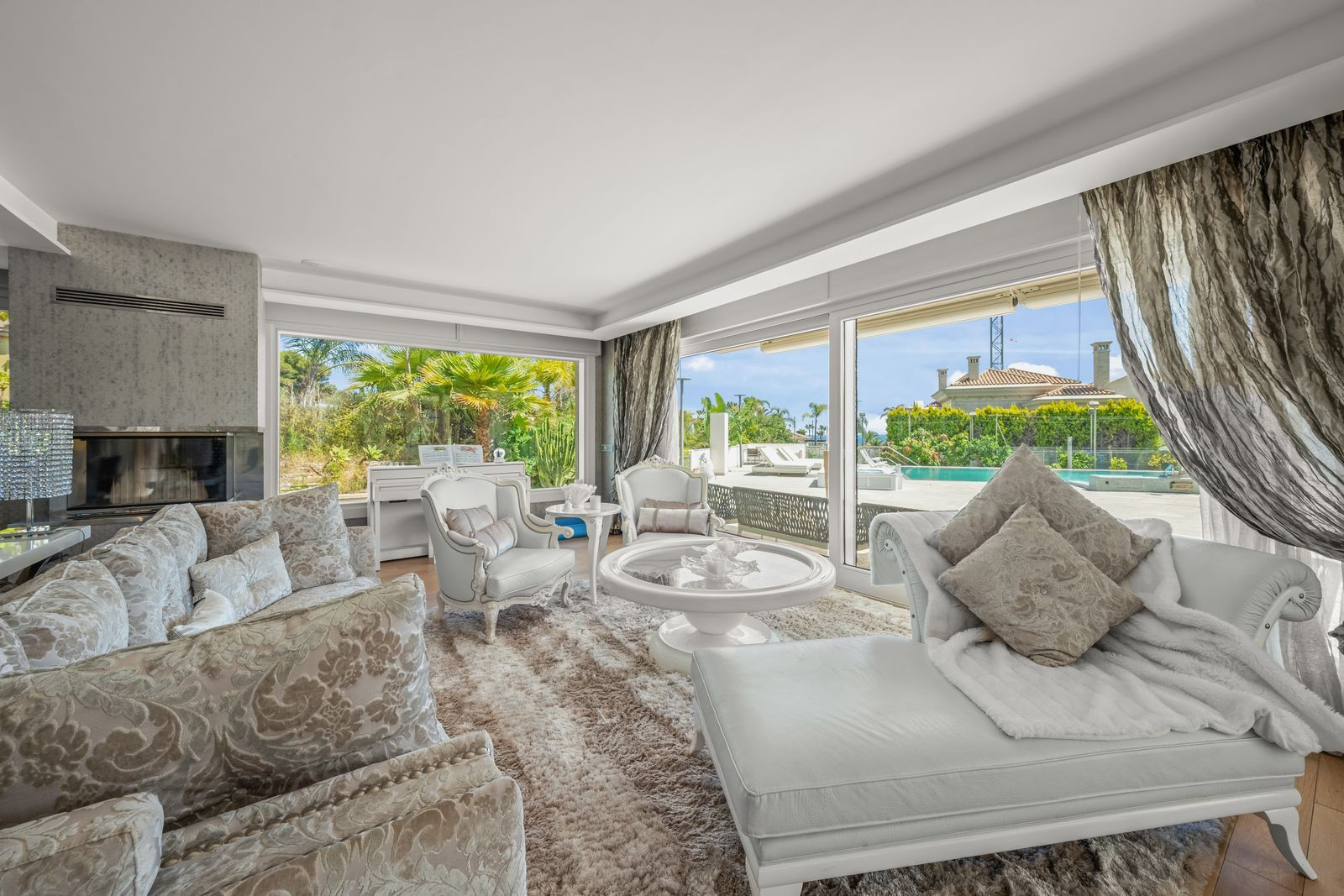  Image of Villa - 7 Bedrooms - 5 Bathrooms for sale in Malaga-Marbella-Spain, Image 12