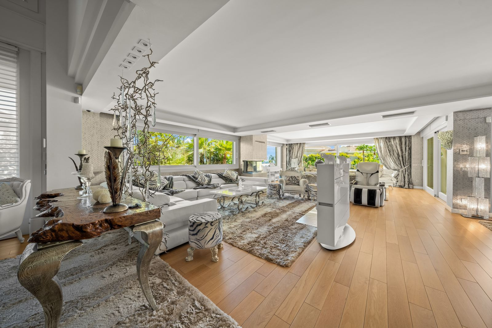  Image of Villa - 7 Bedrooms - 5 Bathrooms for sale in Malaga-Marbella-Spain, Image 14