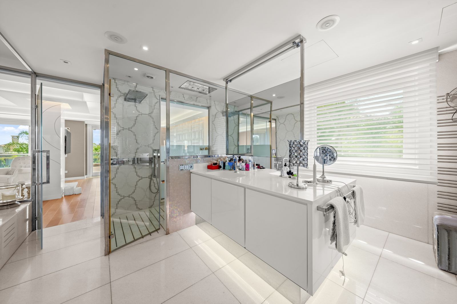  Image of Villa - 7 Bedrooms - 5 Bathrooms for sale in Malaga-Marbella-Spain, Image 19