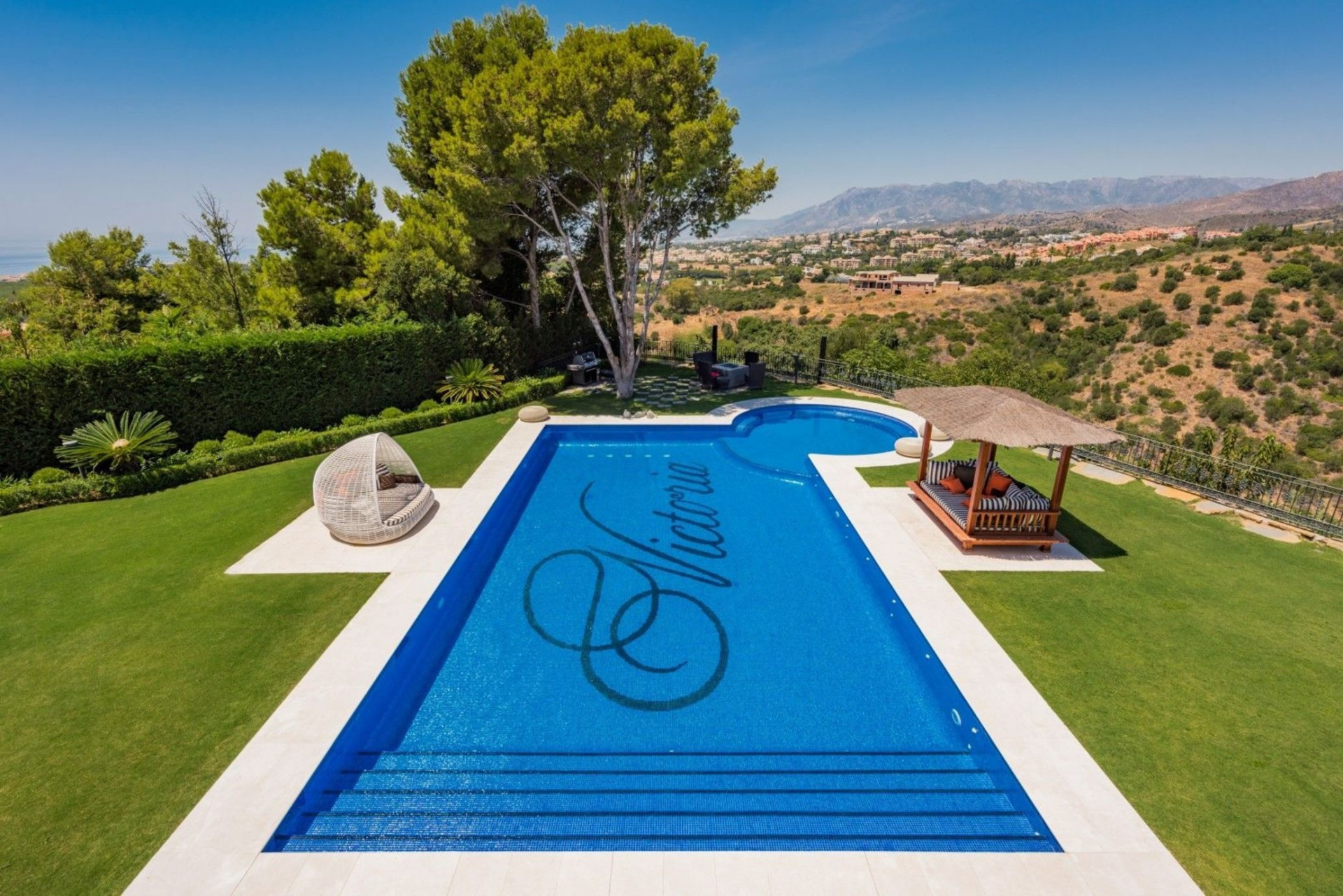 Image of Villa - 7 Bedrooms - 7 Bathrooms for Sale in Malaga-Marbella-Spain, Image 5