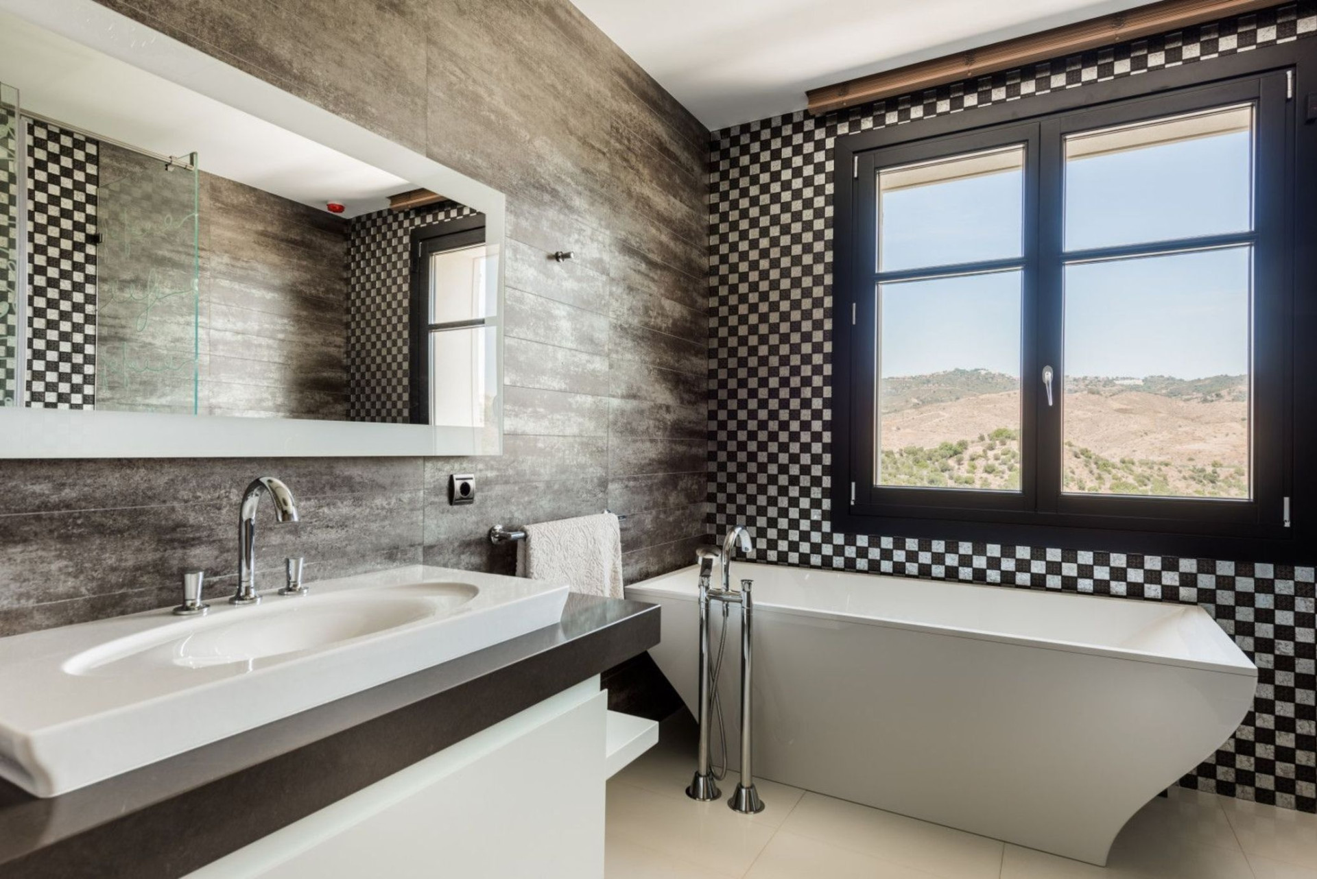  Image of Villa - 7 Bedrooms - 7 Bathrooms for sale in Malaga-Marbella-Spain, Image 17