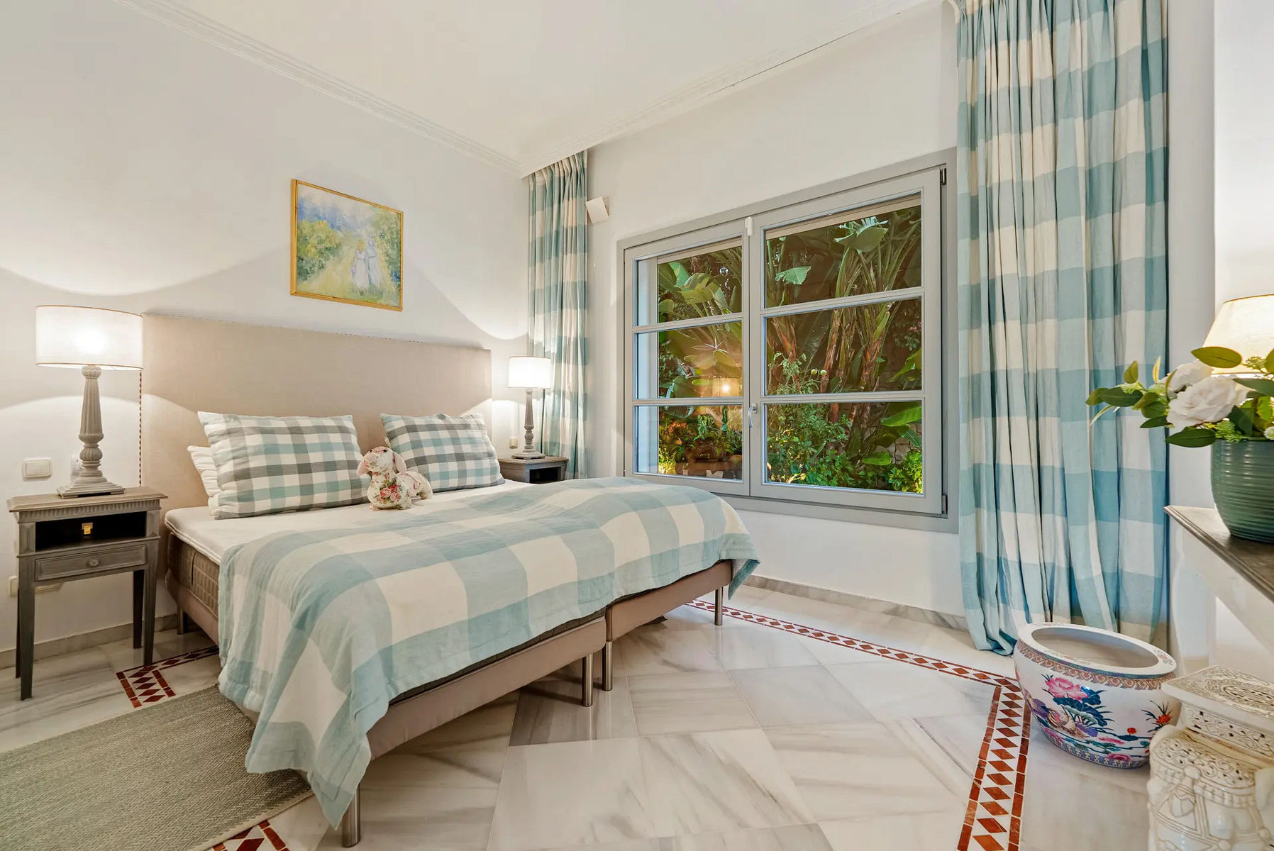  Image of Villa - 4 Bedrooms - 3 Bathrooms for sale in Malaga-Marbella-Spain, Image 19