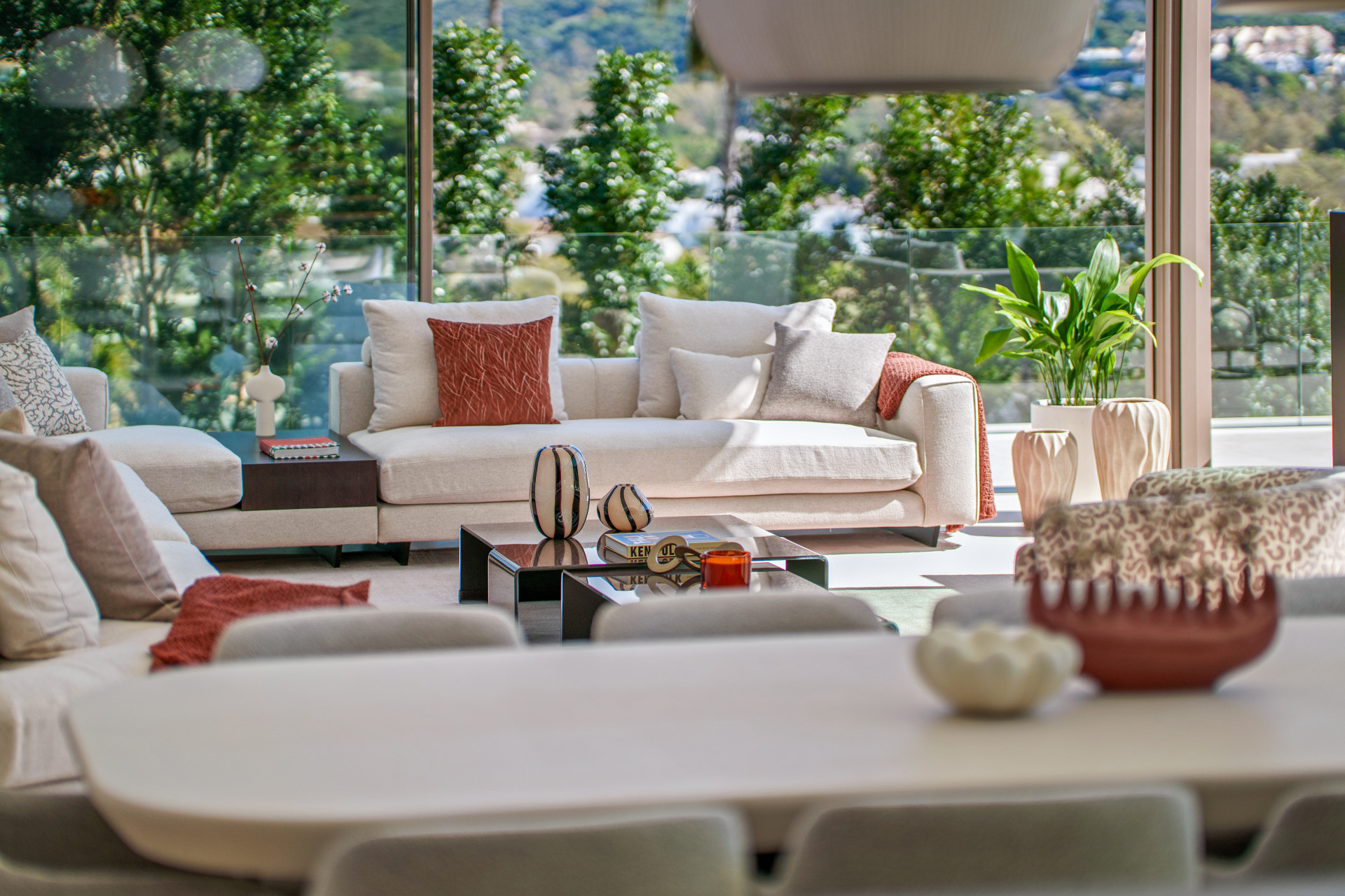  Image of Villa - 5 Bedrooms - 5 Bathrooms for sale in Malaga-Marbella-Spain, Image 6