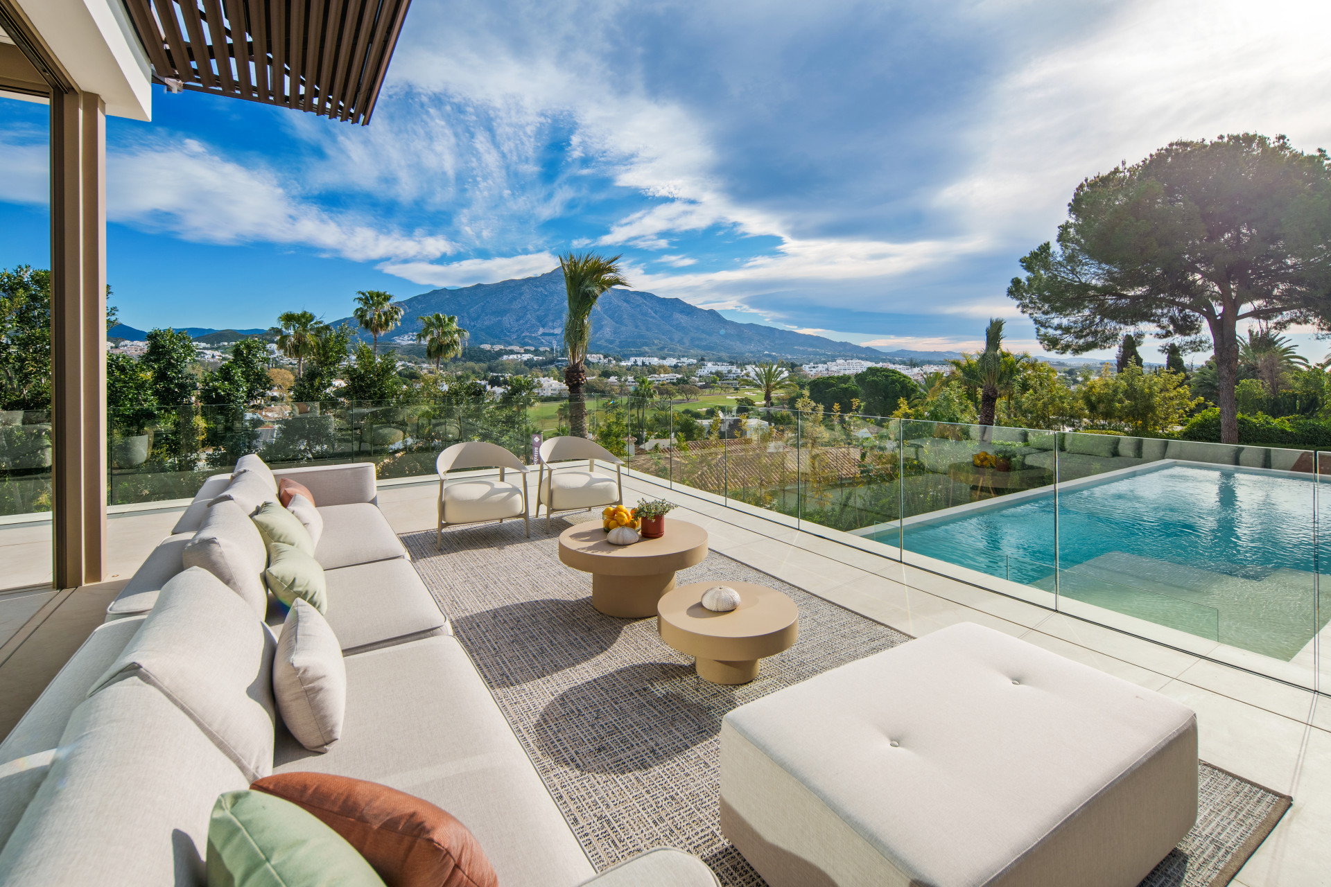 Image of Villa - 5 Bedrooms - 5 Bathrooms for Sale in Malaga-Marbella-Spain, Image 1