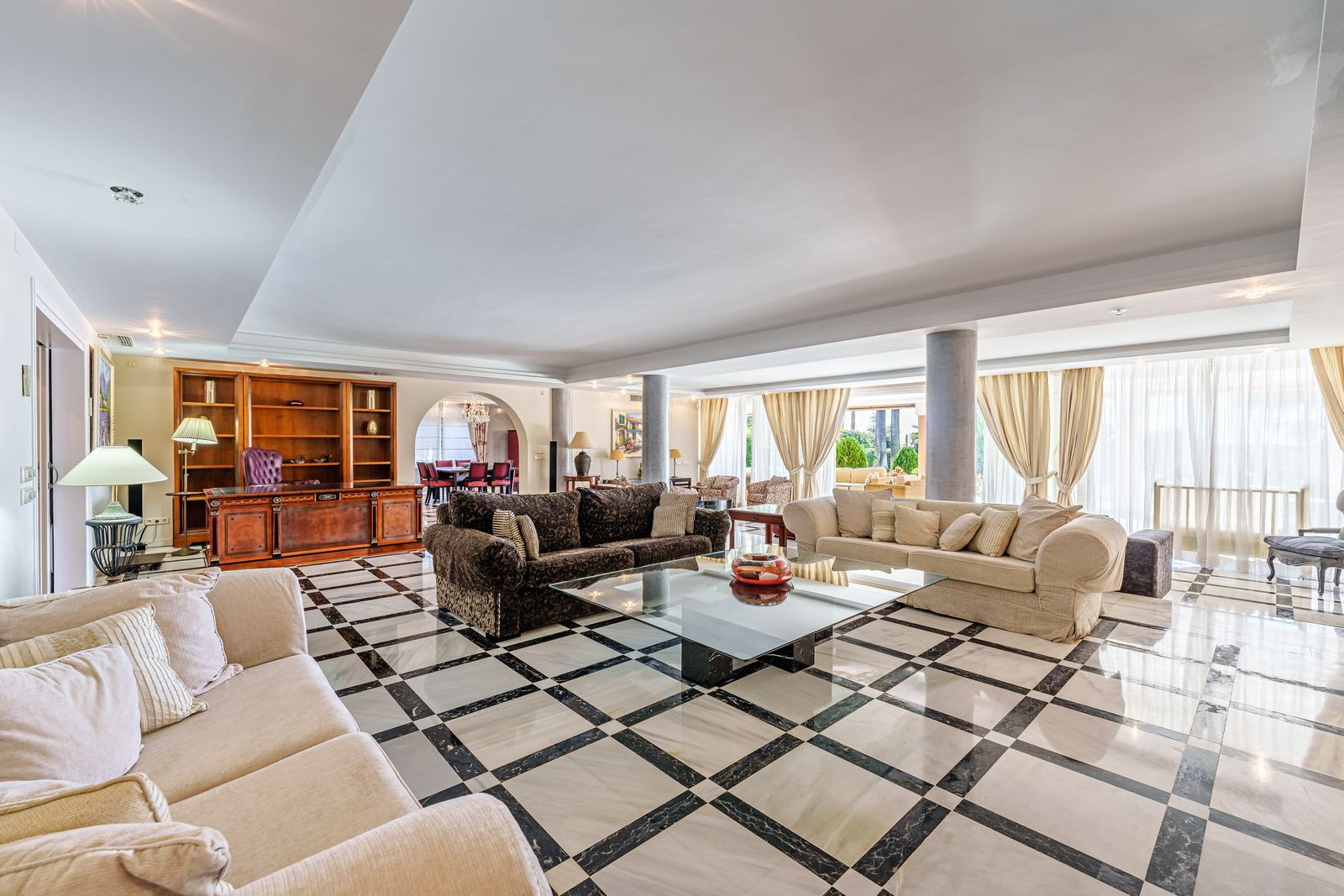  Image of Villa - 9 Bedrooms - 9 Bathrooms for sale in Malaga-Estepona-Spain, Image 7