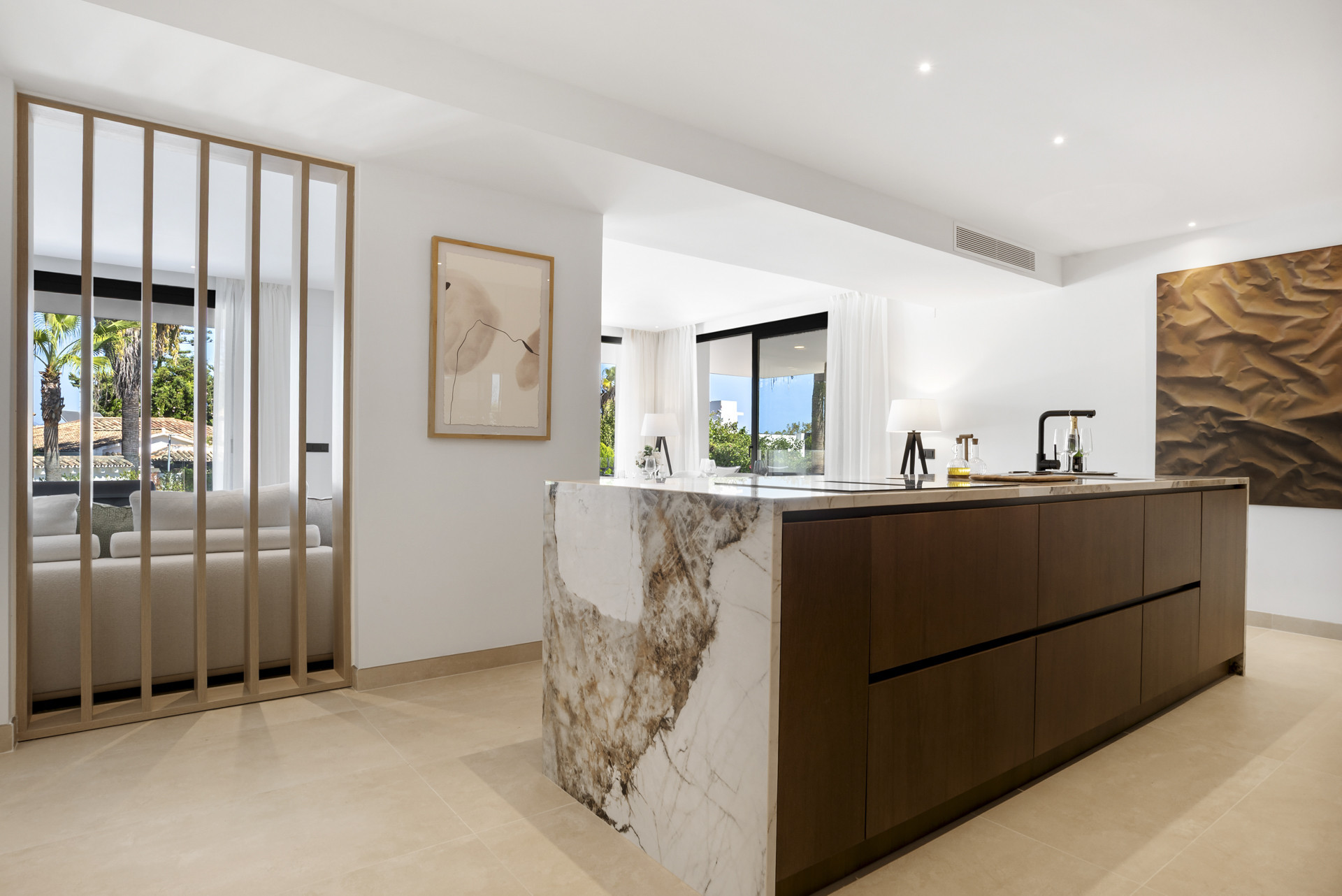  Image of Villa - 4 Bedrooms - 4 Bathrooms for sale in Malaga-San Pedro de Alcantara-Spain, Image 13