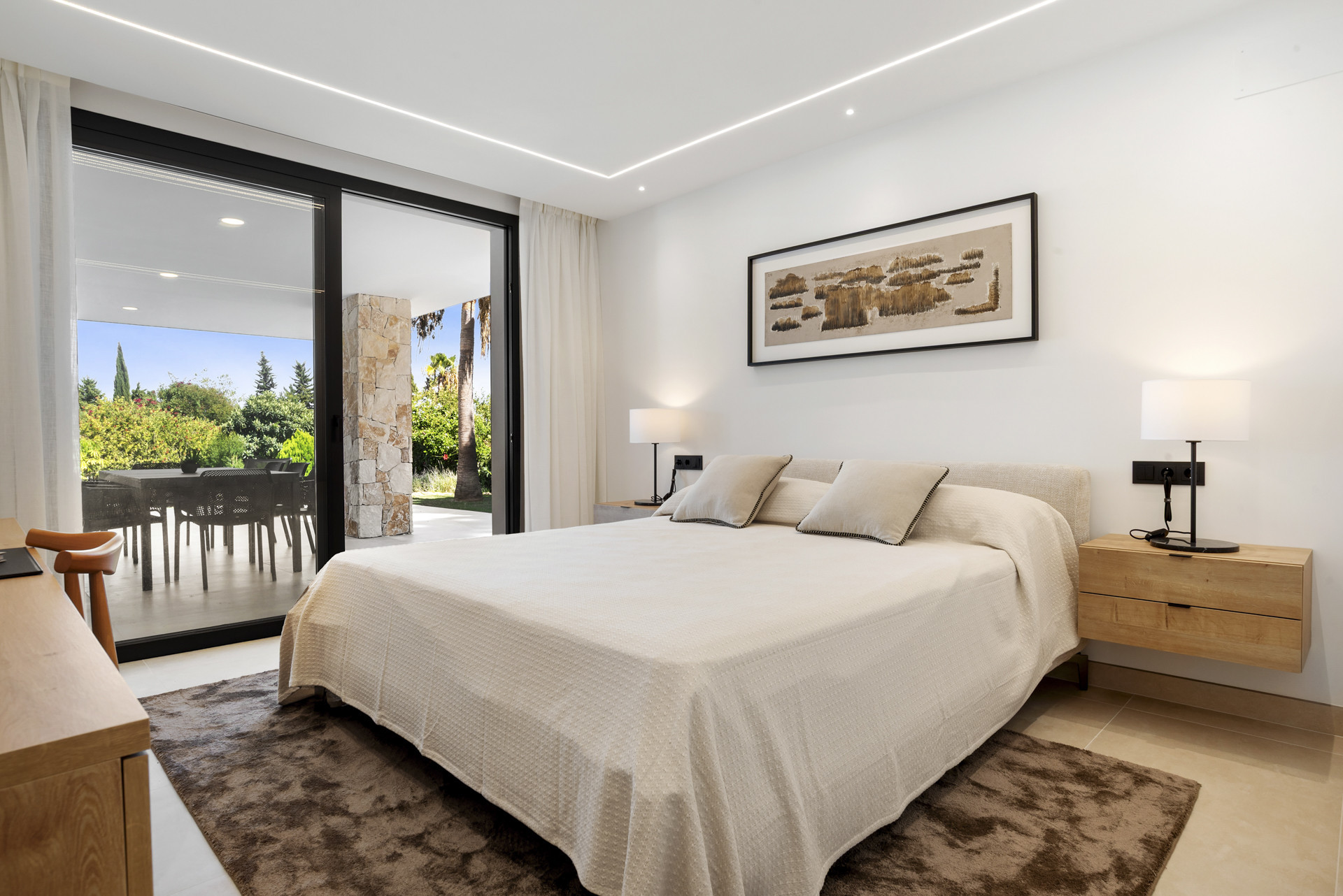  Image of Villa - 4 Bedrooms - 4 Bathrooms for sale in Malaga-San Pedro de Alcantara-Spain, Image 16