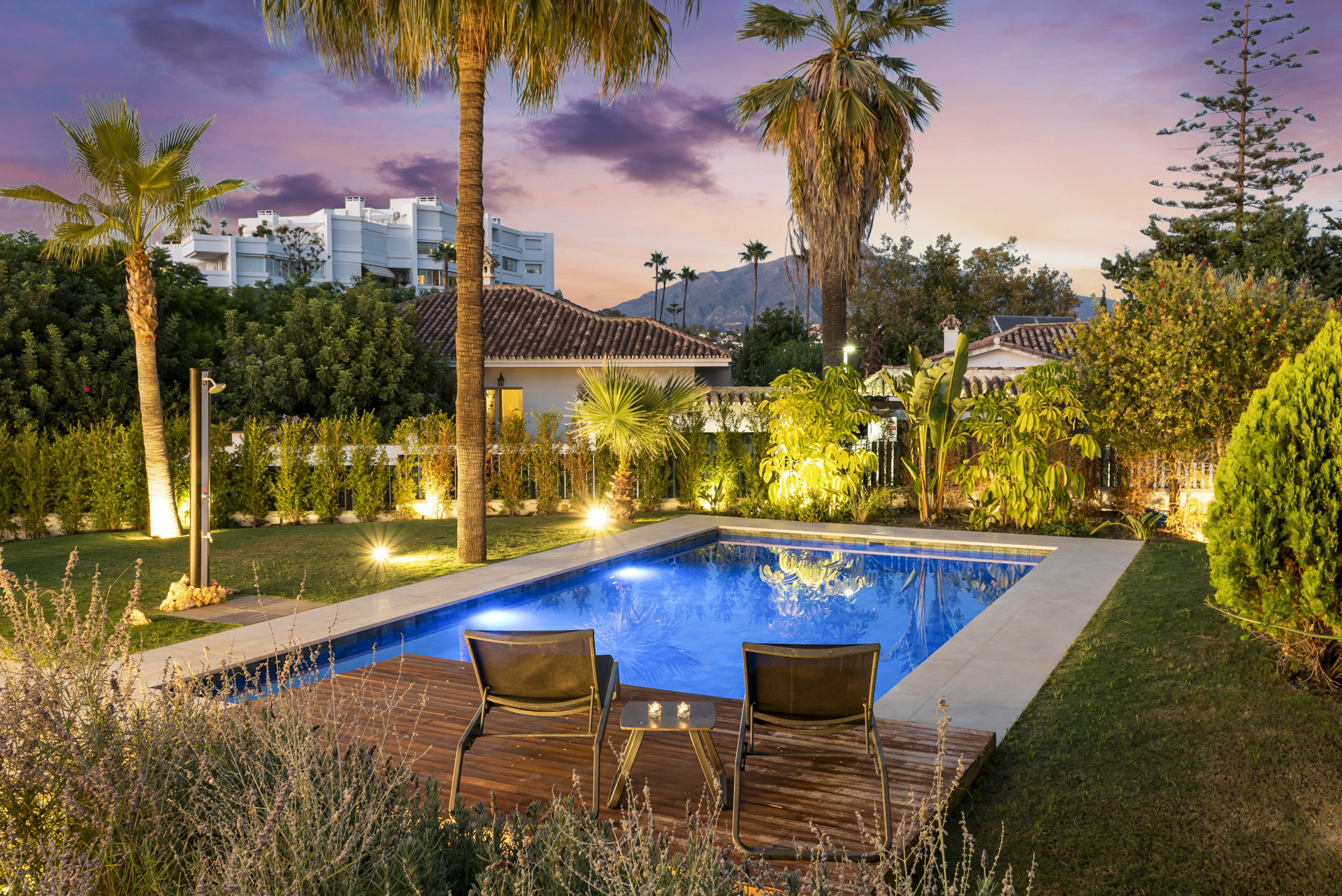 Image of Villa - 4 Bedrooms - 4 Bathrooms for Sale in Malaga-San Pedro de Alcantara-Spain, Image 4