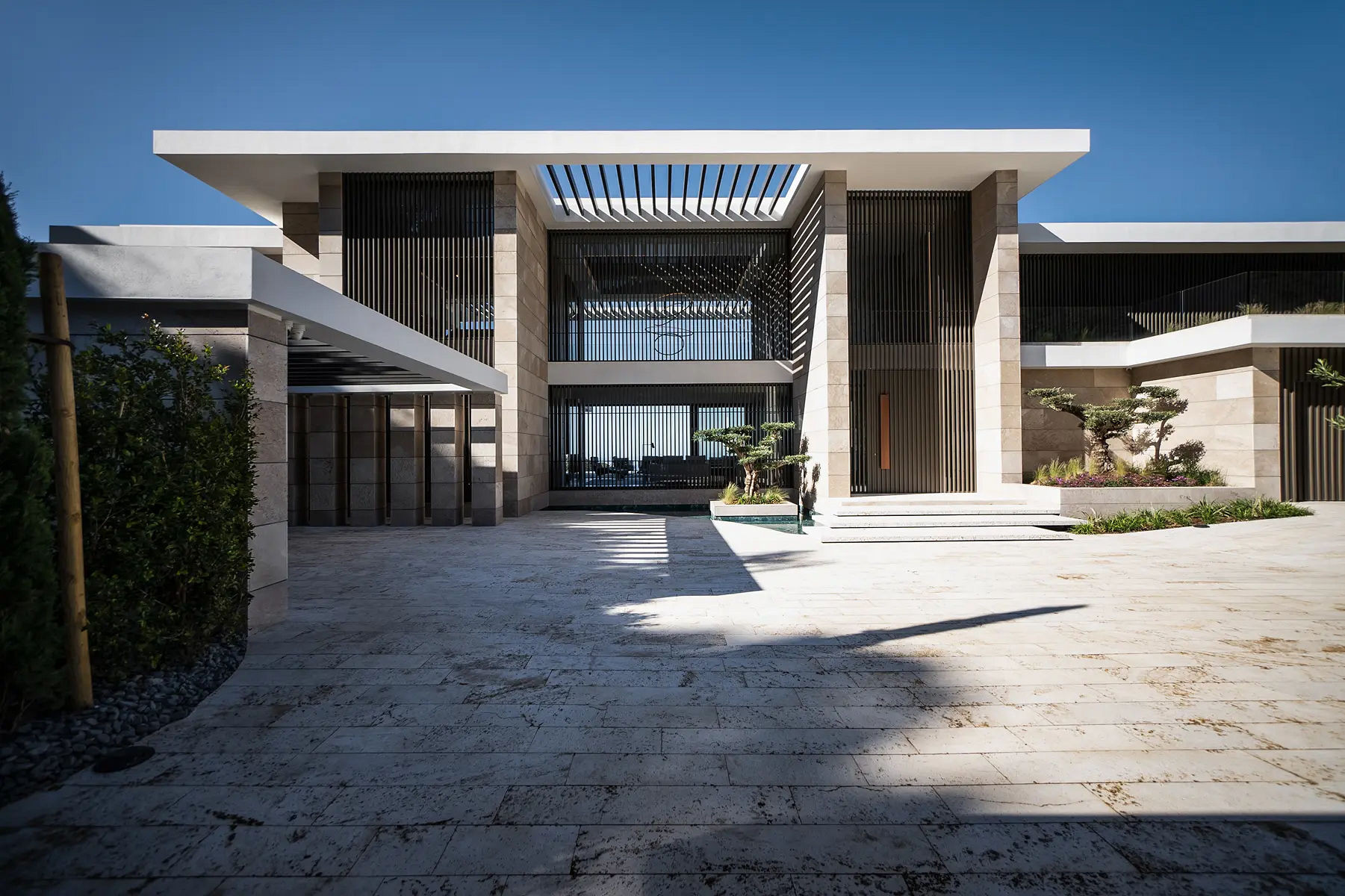  Image of Villa - 5 Bedrooms - 5 Bathrooms for sale in Malaga-Benahavis-Spain, Image 6