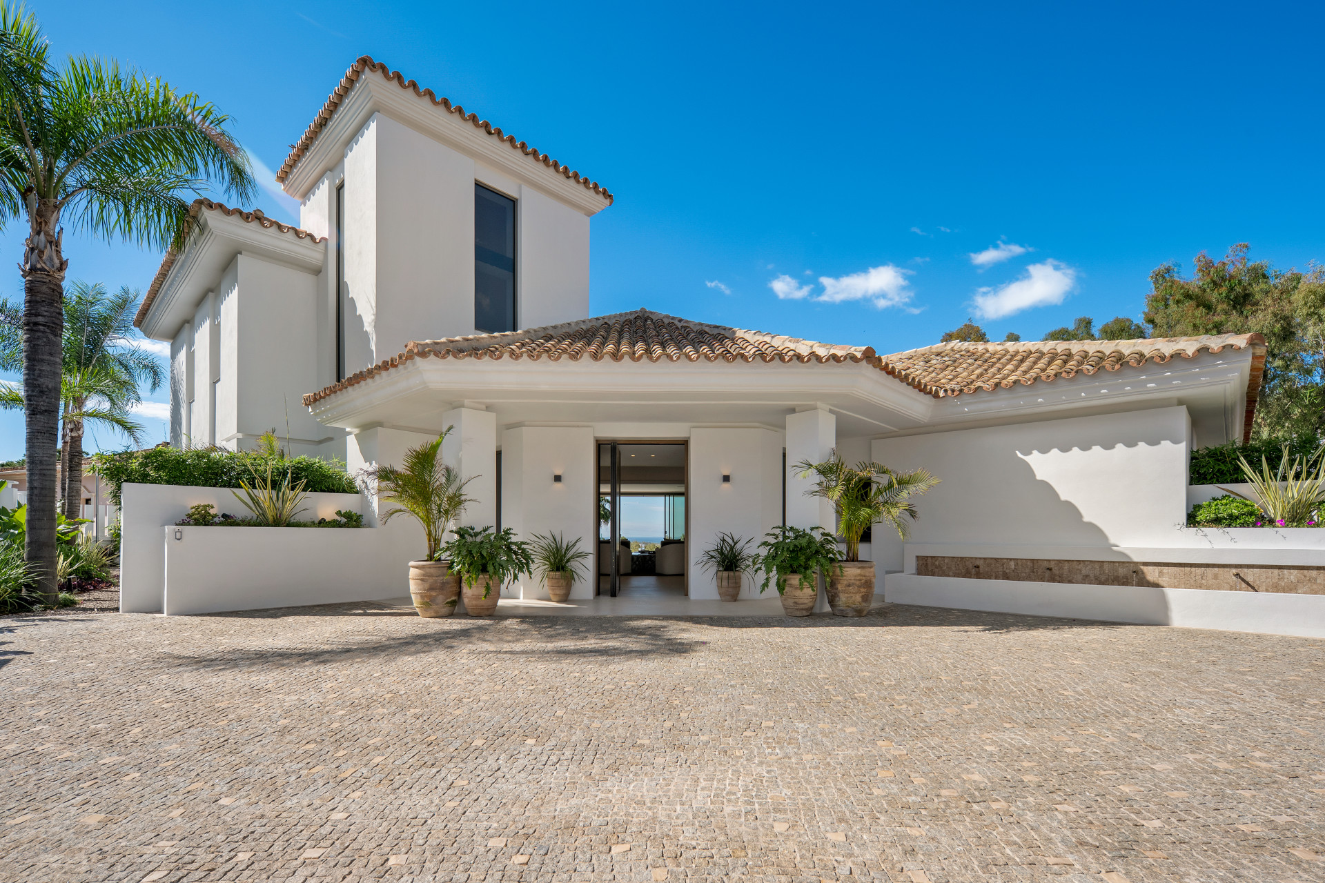  Image of Villa - 6 Bedrooms - 6 Bathrooms for sale in Malaga-Benahavis-Spain, Image 29