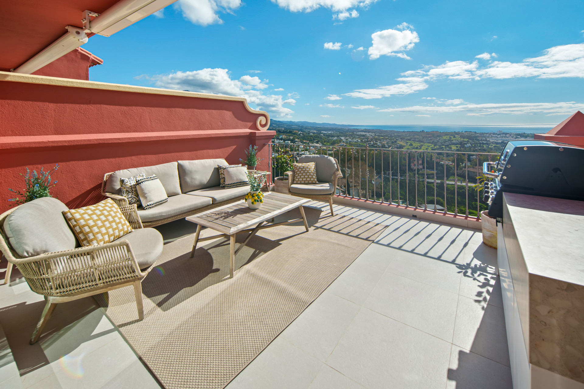 Image of Duplex Penthouse - 2 Bedrooms - 2 Bathrooms for Sale in Malaga-Benahavis-Spain, Image 4
