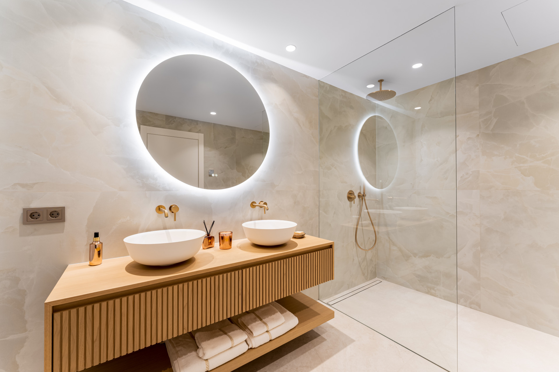  Image of Duplex Penthouse - 3 Bedrooms - 3 Bathrooms for sale in Malaga-Estepona-Spain, Image 19